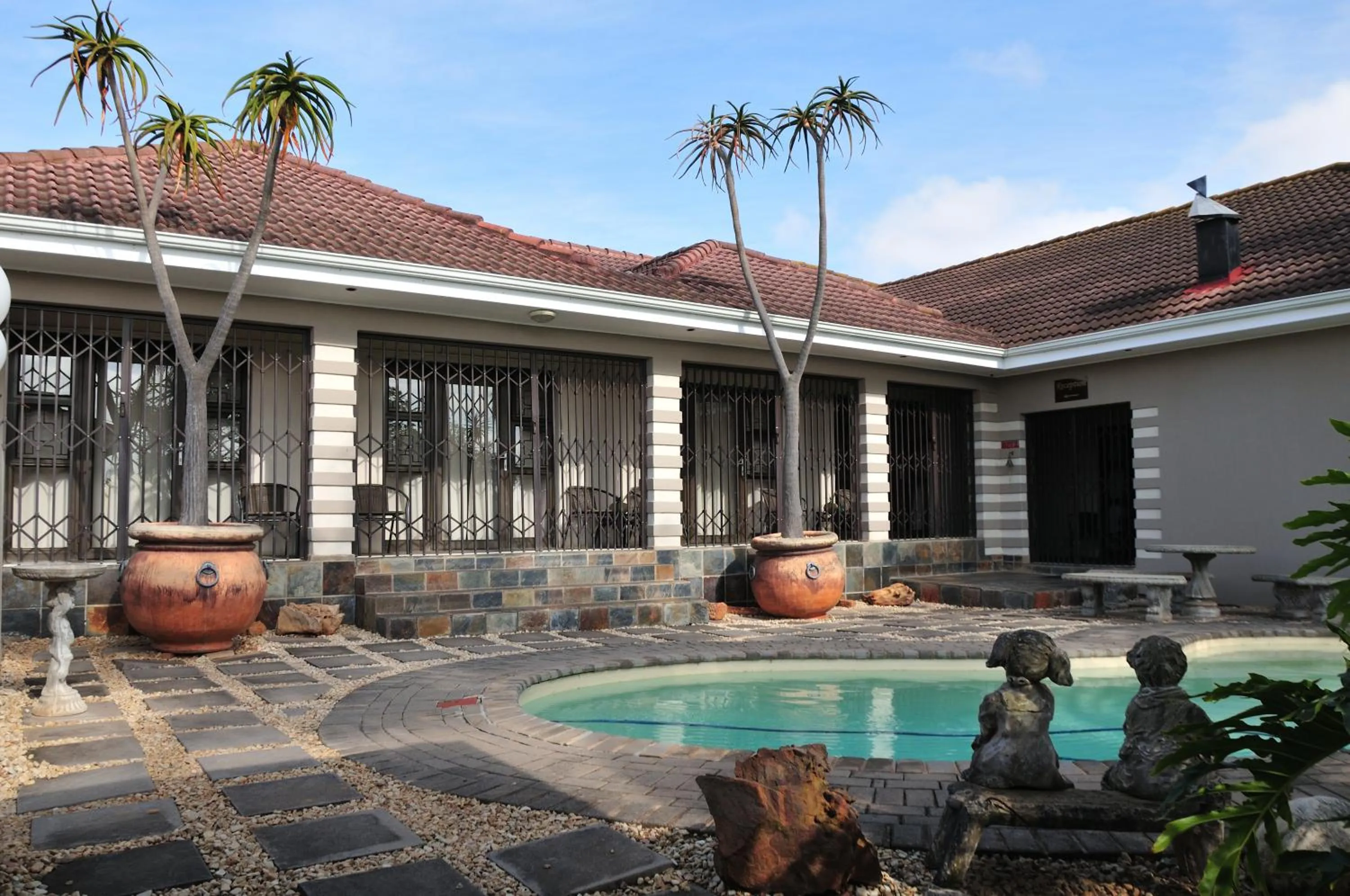 Property building in Mi Casa Guest House