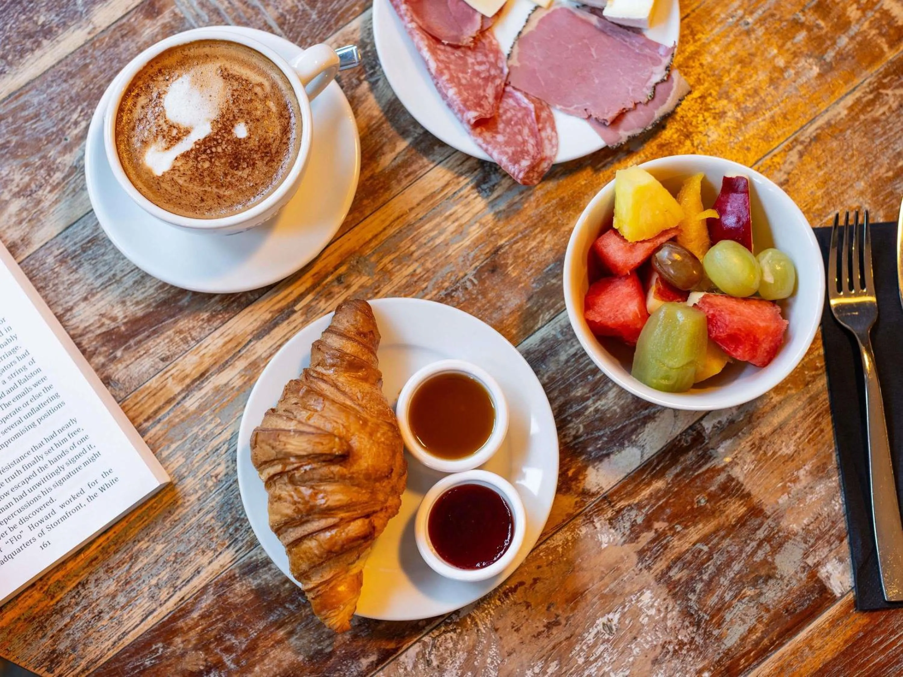 Breakfast in Novotel Edinburgh Centre