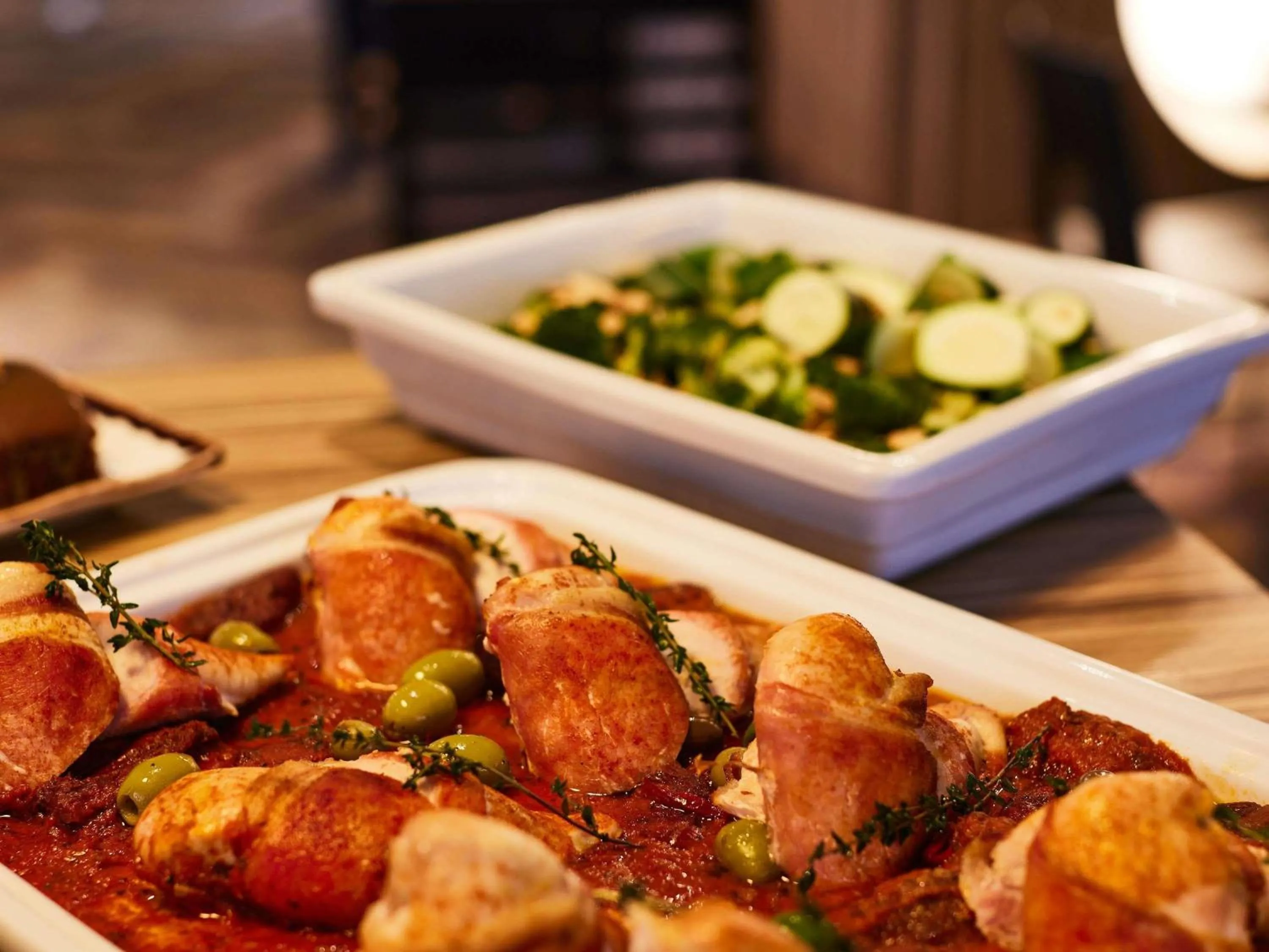 Restaurant/places to eat in Novotel Edinburgh Centre