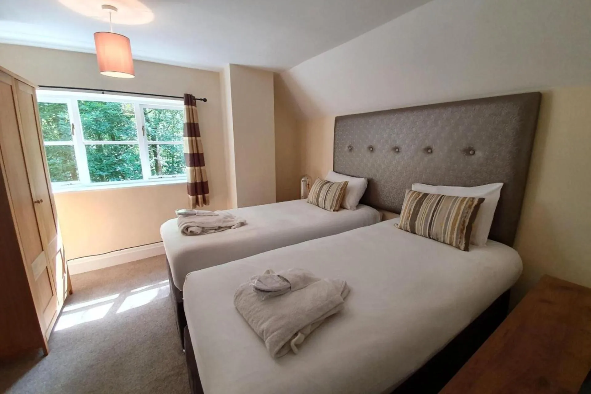 Bedroom, Bed in Chevin Country Park Hotel & Spa