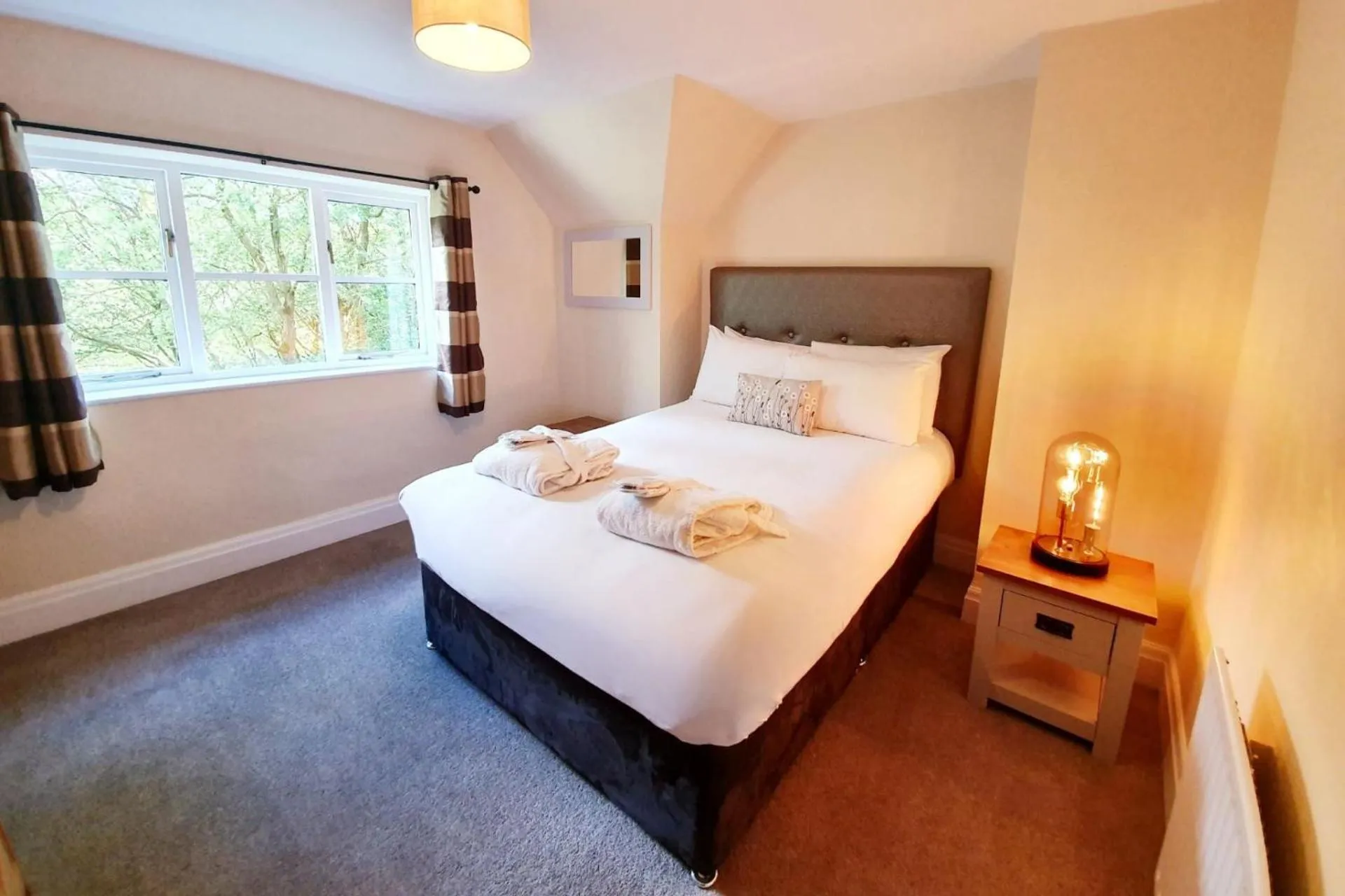 Bedroom, Bed in Chevin Country Park Hotel & Spa