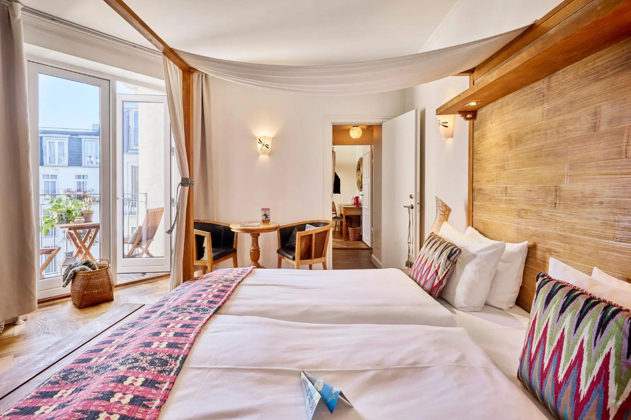 Bedroom, Bed in Axel Guldsmeden