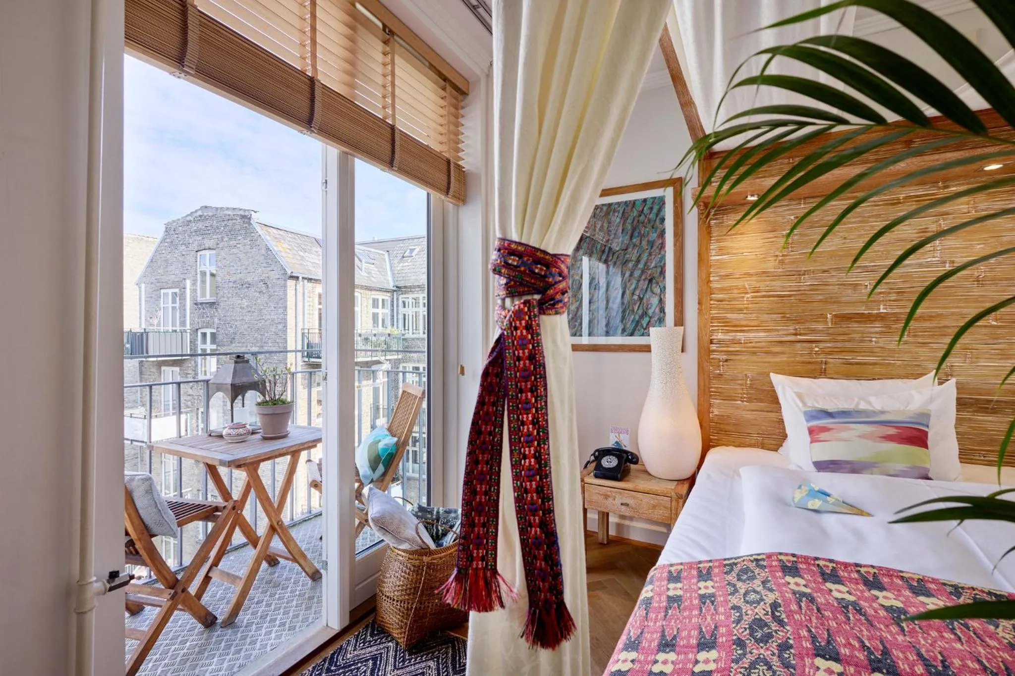 Property building, Bed in Axel Guldsmeden