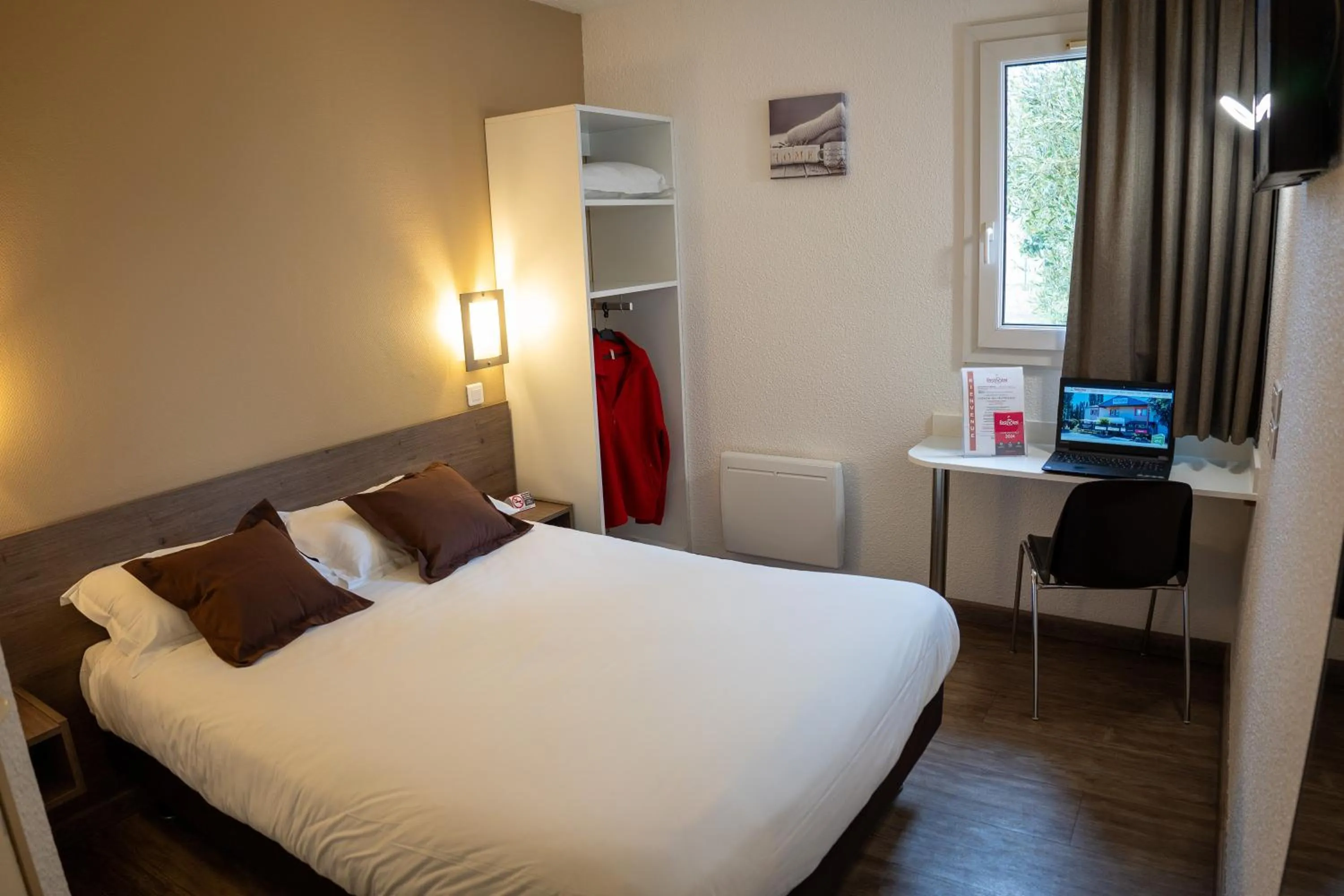 Bedroom, Bed in Fasthôtel Périgueux - Un Hôtel FH Confort