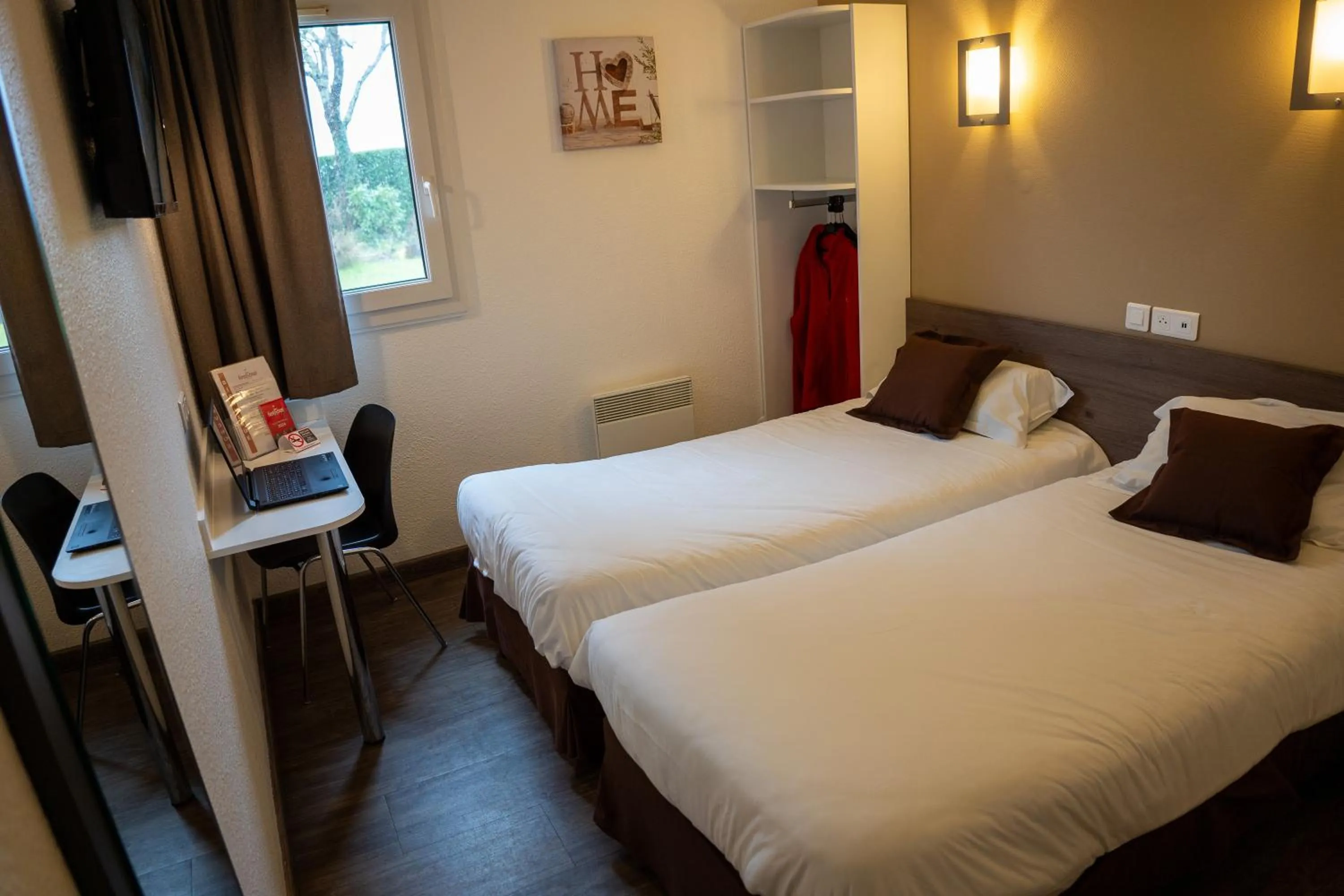 Bedroom, Bed in Fasthôtel Périgueux - Un Hôtel FH Confort