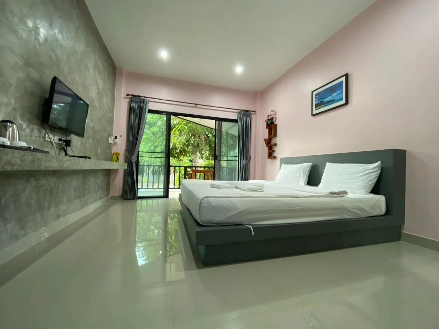 Bed in Krabi Inn Resort