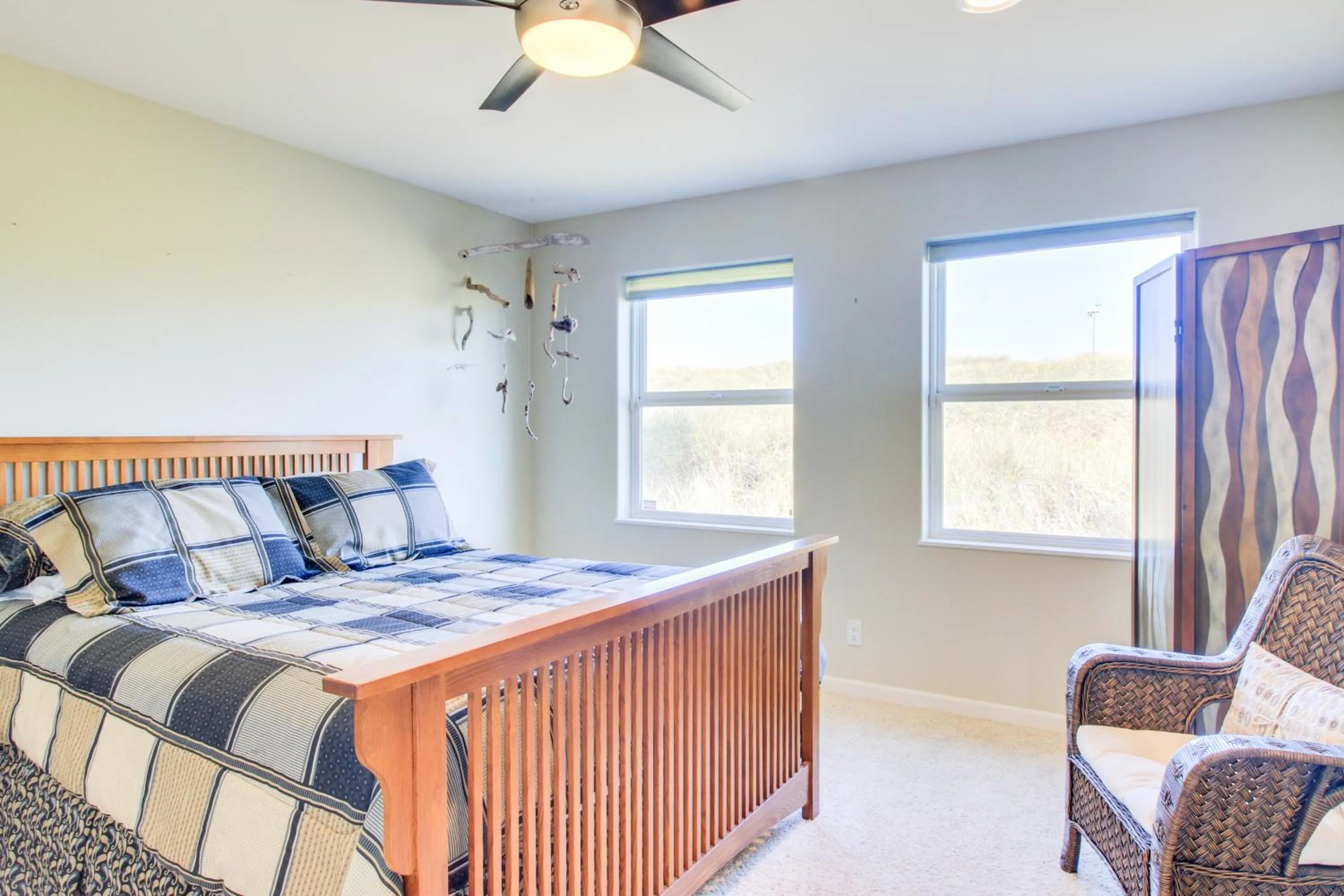 Bed in Beauty and the Beach