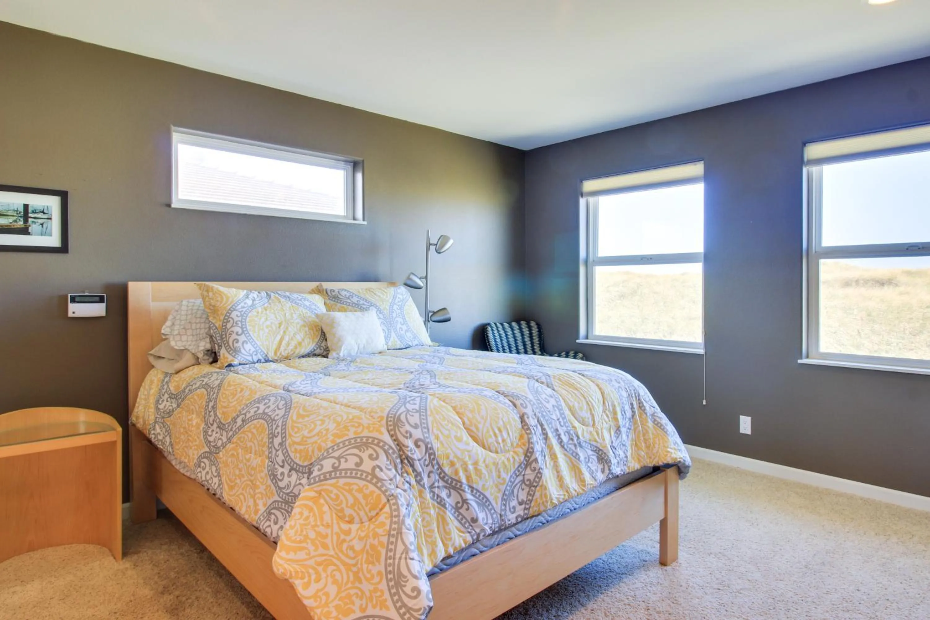 Bed in Beauty and the Beach