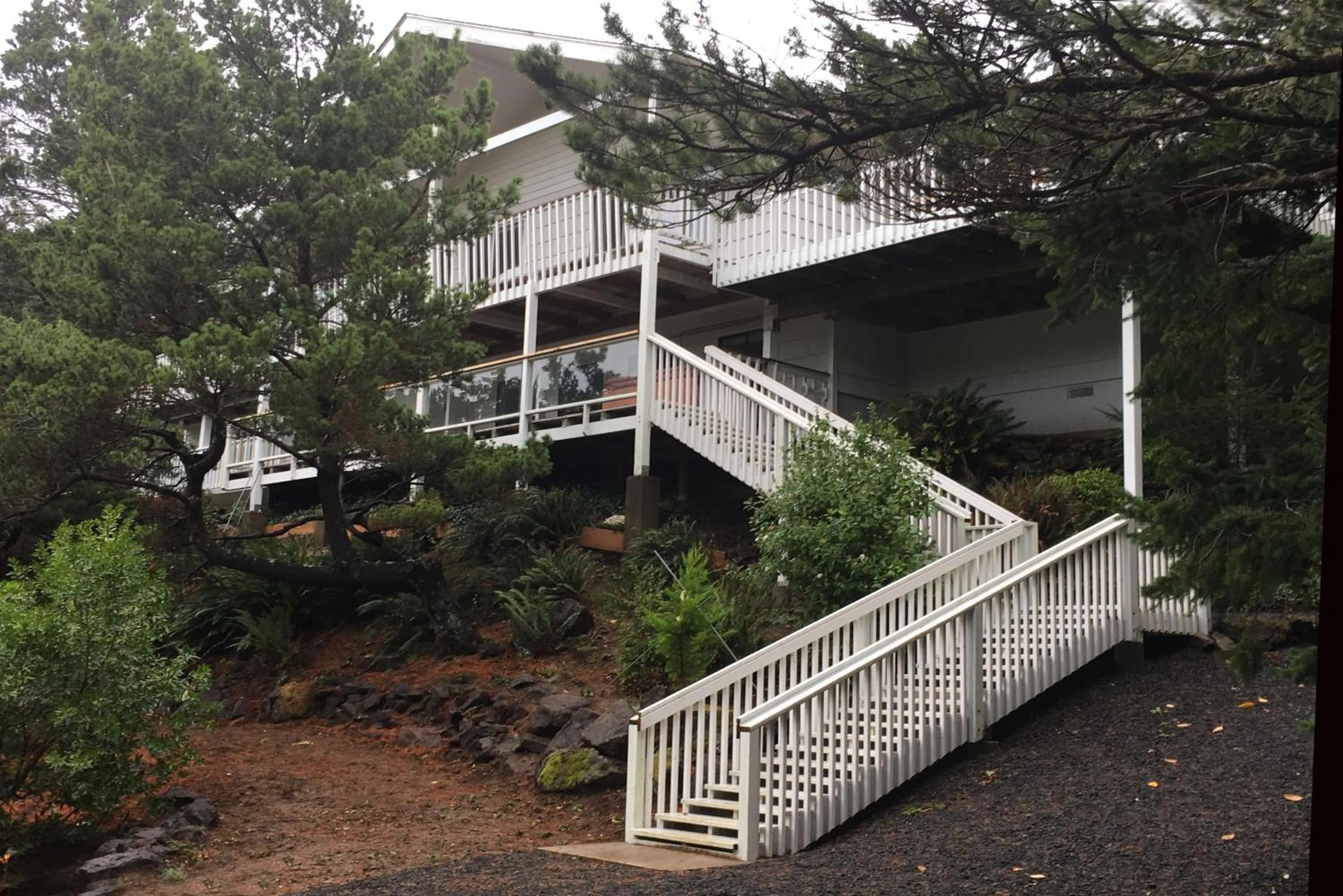 Hidden Luxury Beachfront Estate