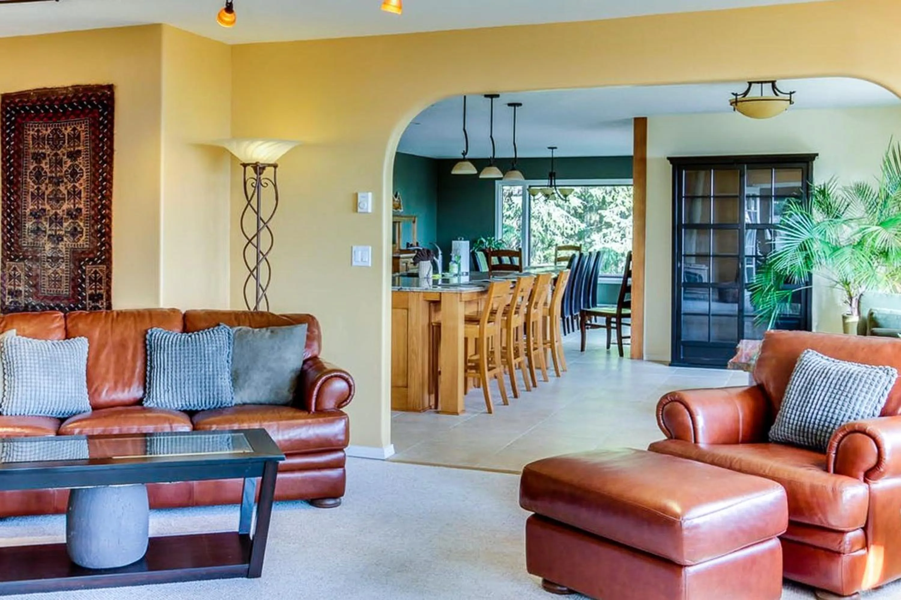 Hidden Luxury Beachfront Estate