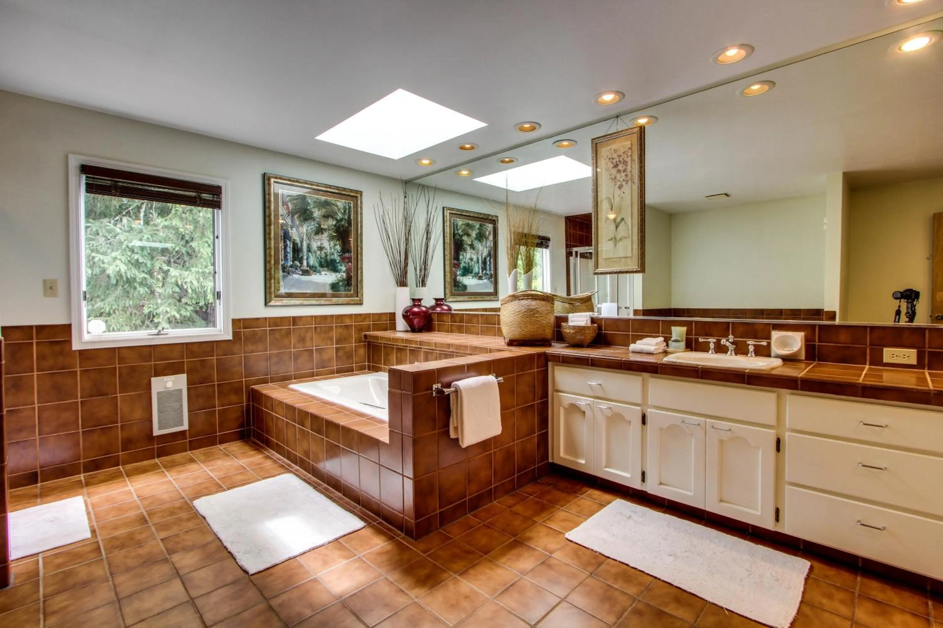 Hidden Luxury Beachfront Estate