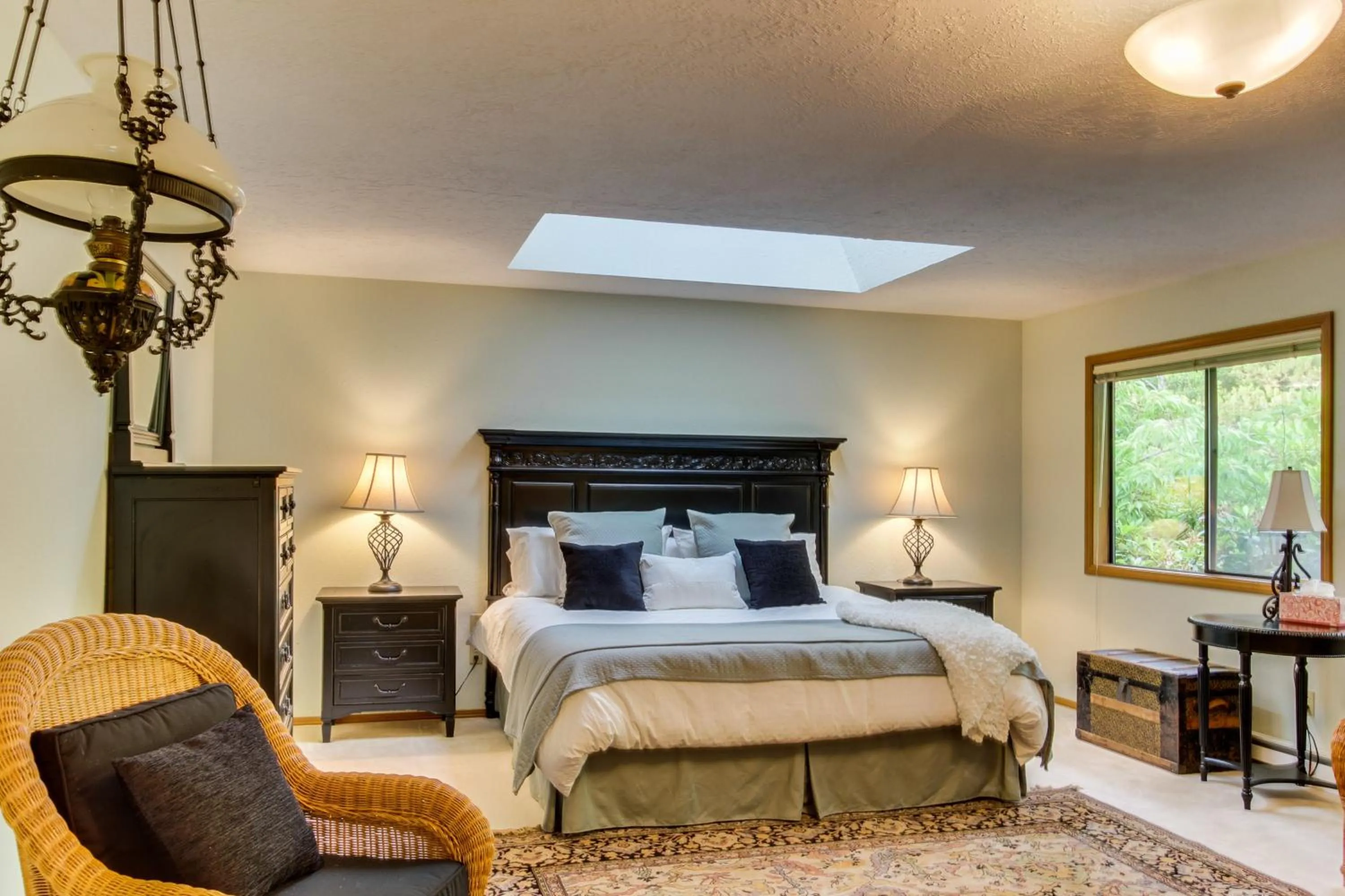 Hidden Luxury Beachfront Estate