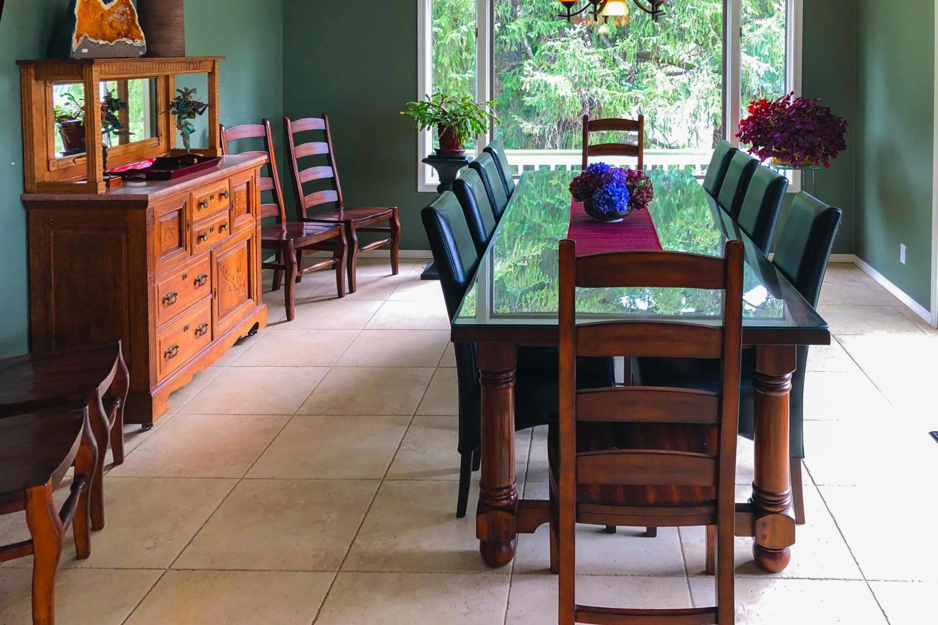 Hidden Luxury Beachfront Estate