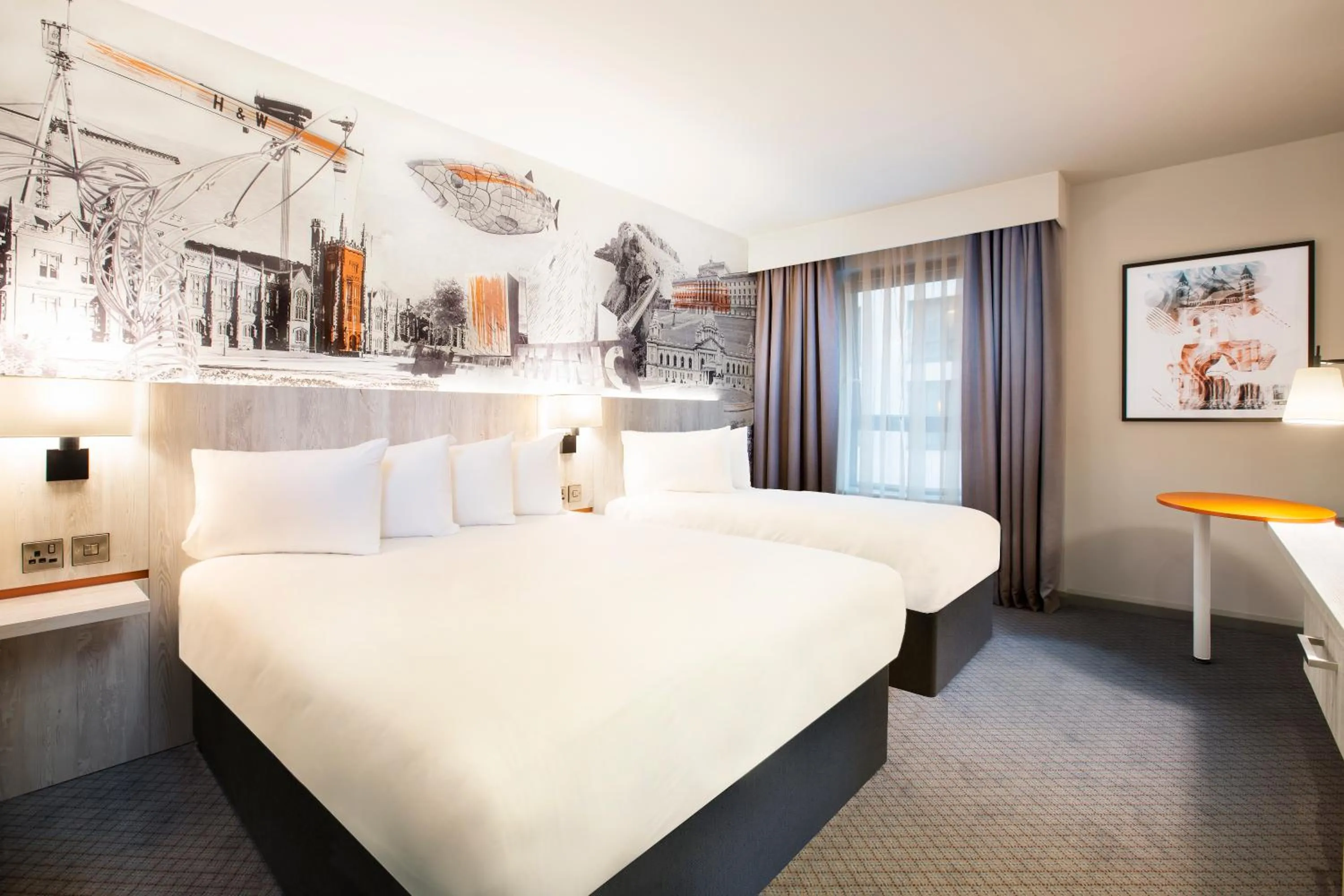 Bedroom, Bed in Leonardo Hotel Belfast