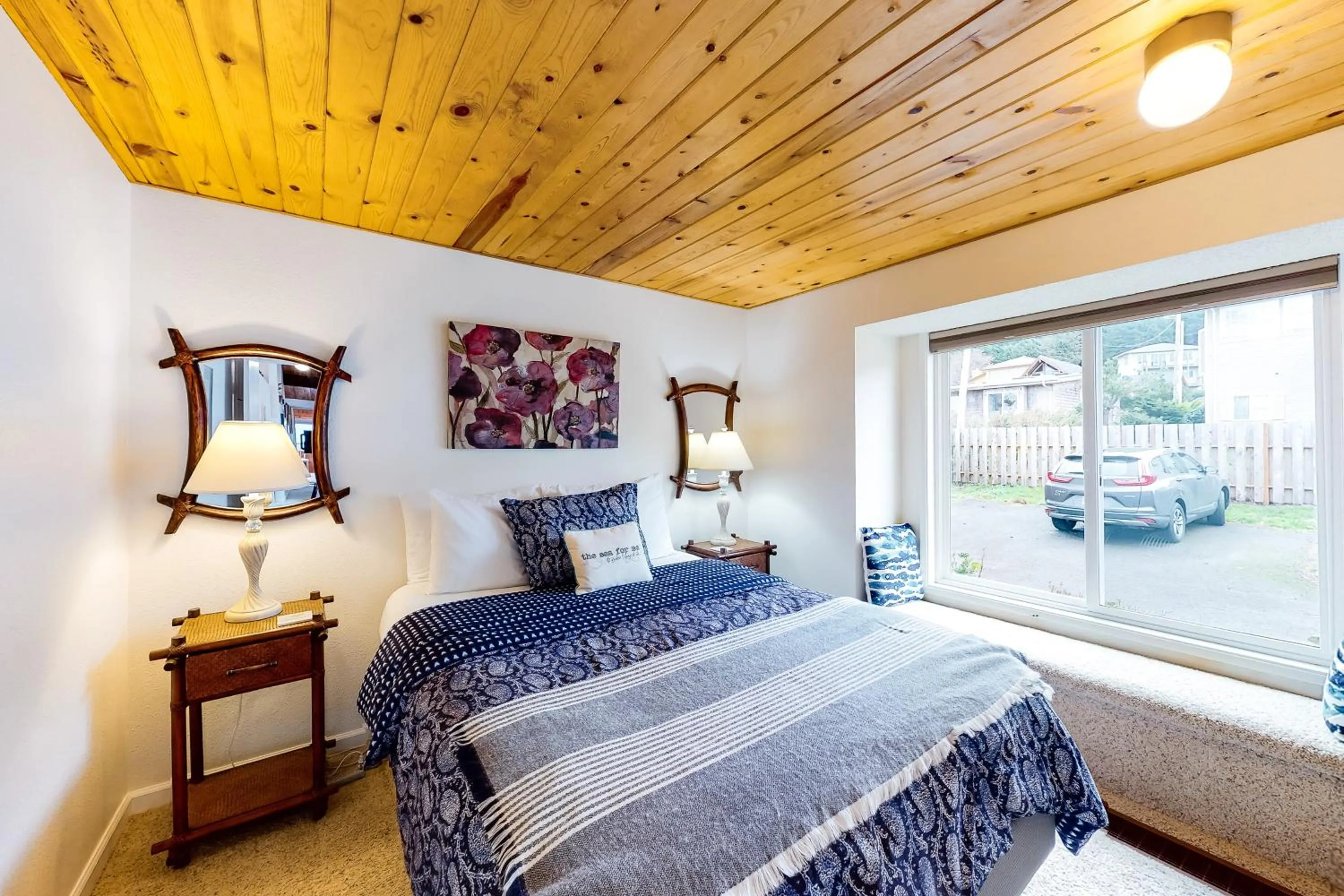 Bed in Patty's Sea Perch