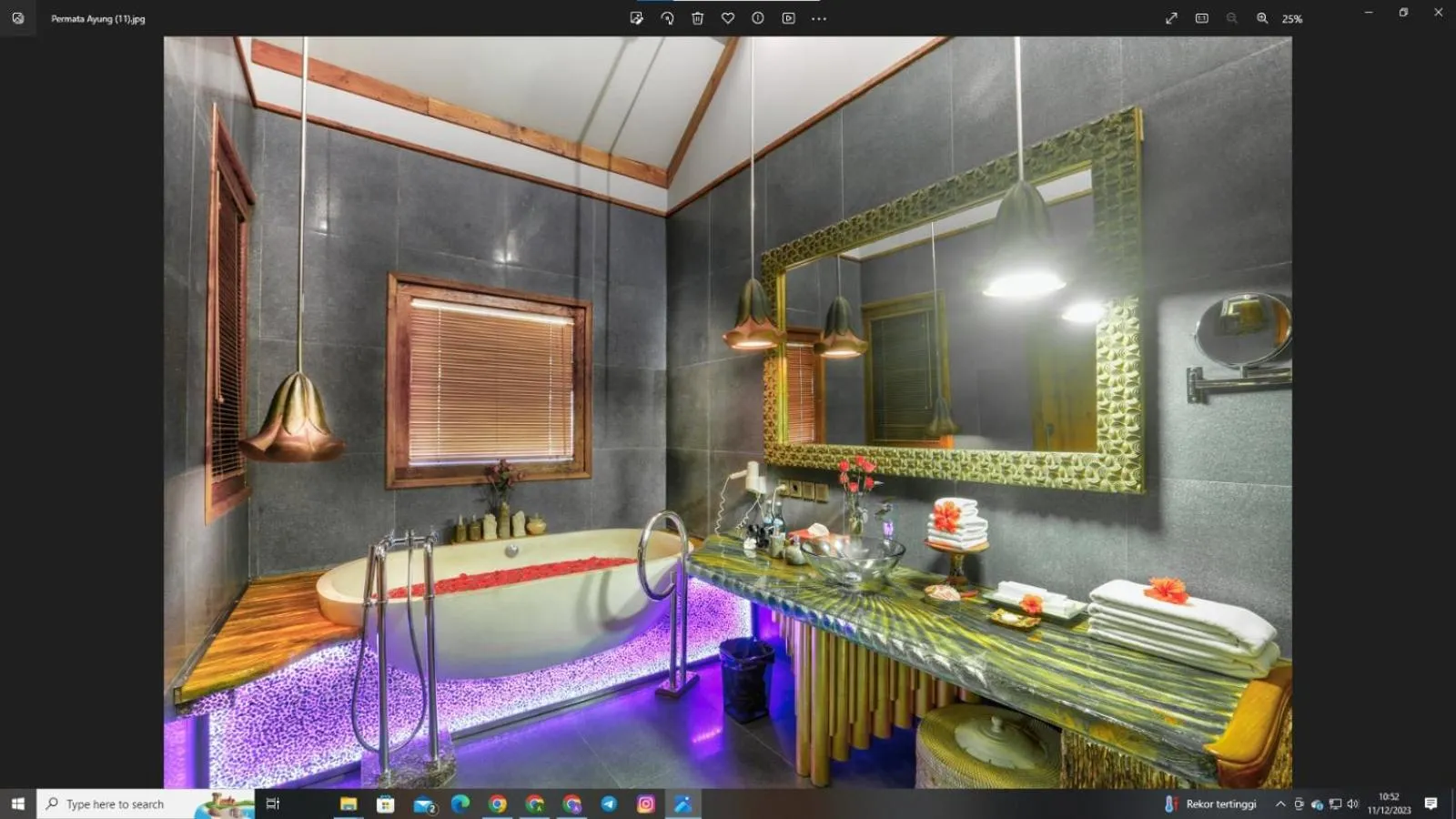 Shower in Permata Ayung Private Estate