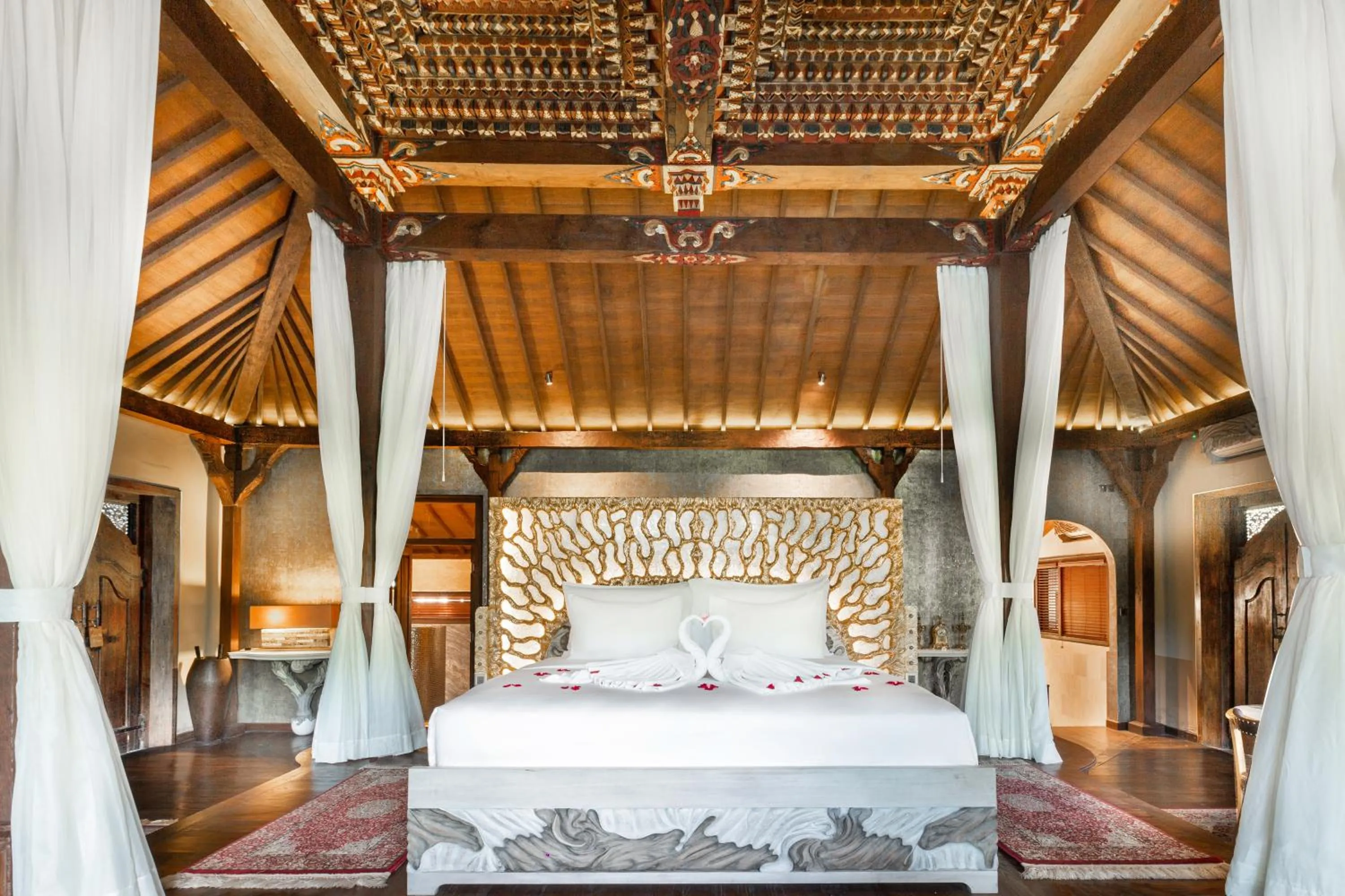 Bed in Permata Ayung Private Estate