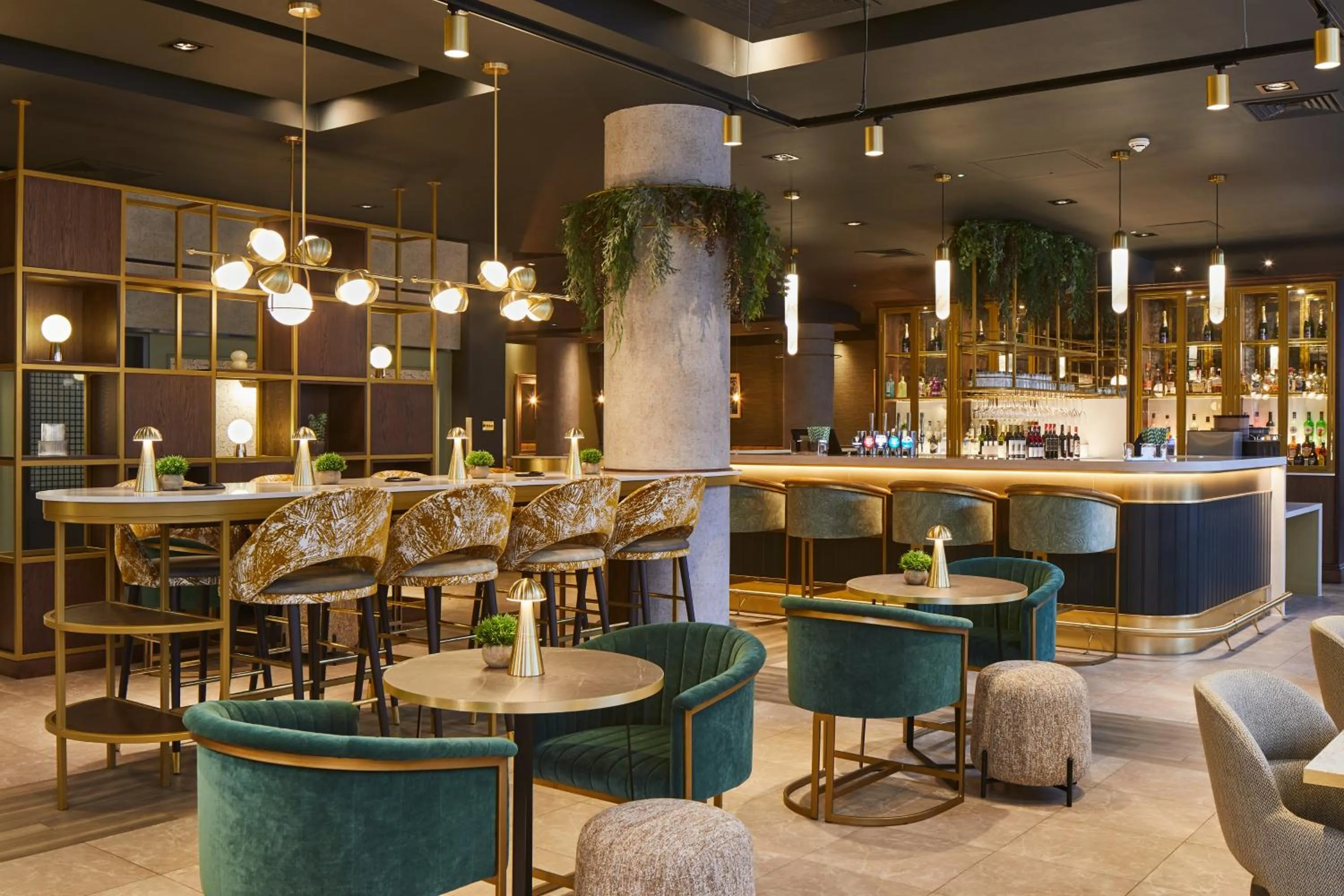 Lounge or bar in Leonardo Royal Hotel Glasgow