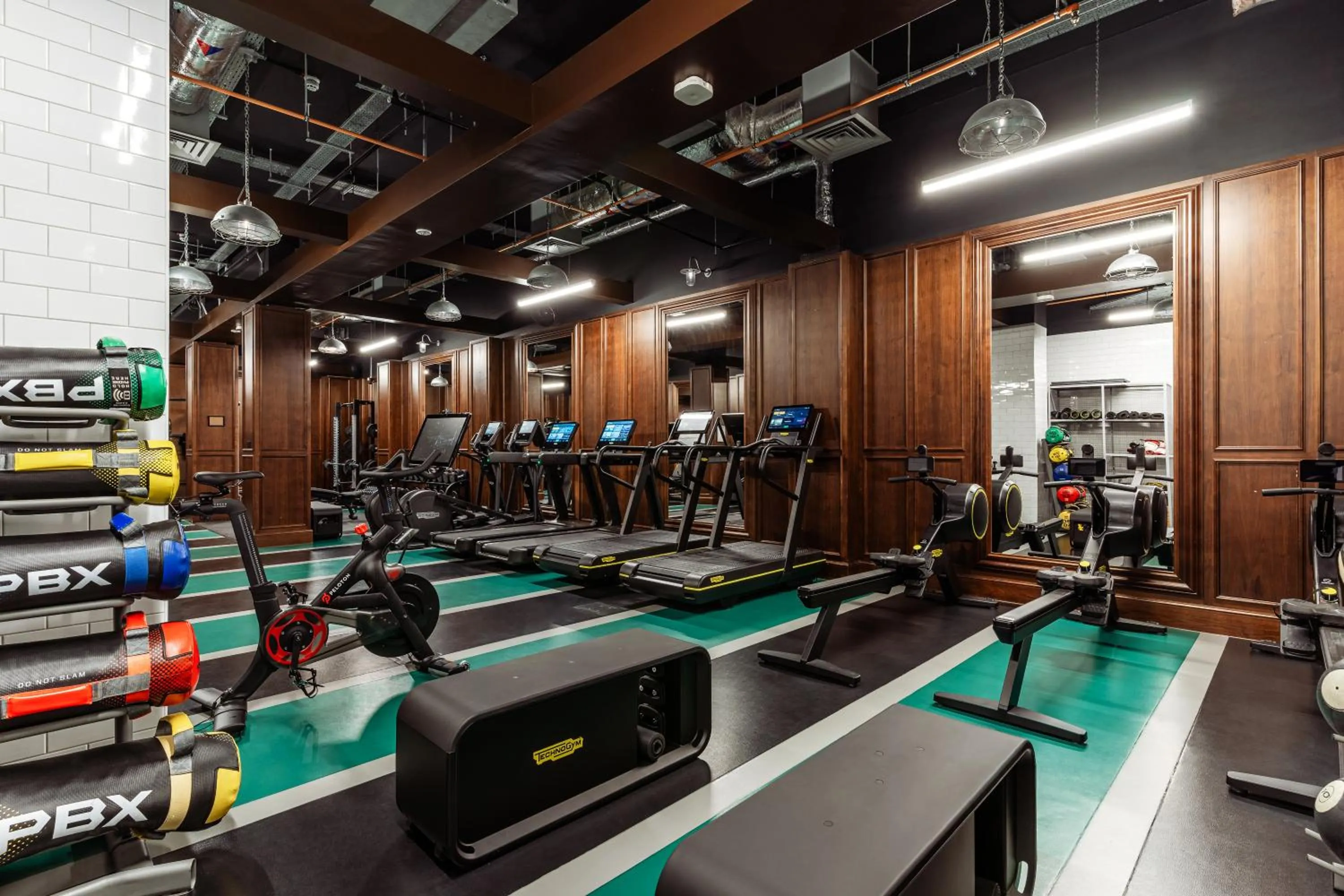 Fitness centre/facilities in Virgin Hotels London - Shoreditch