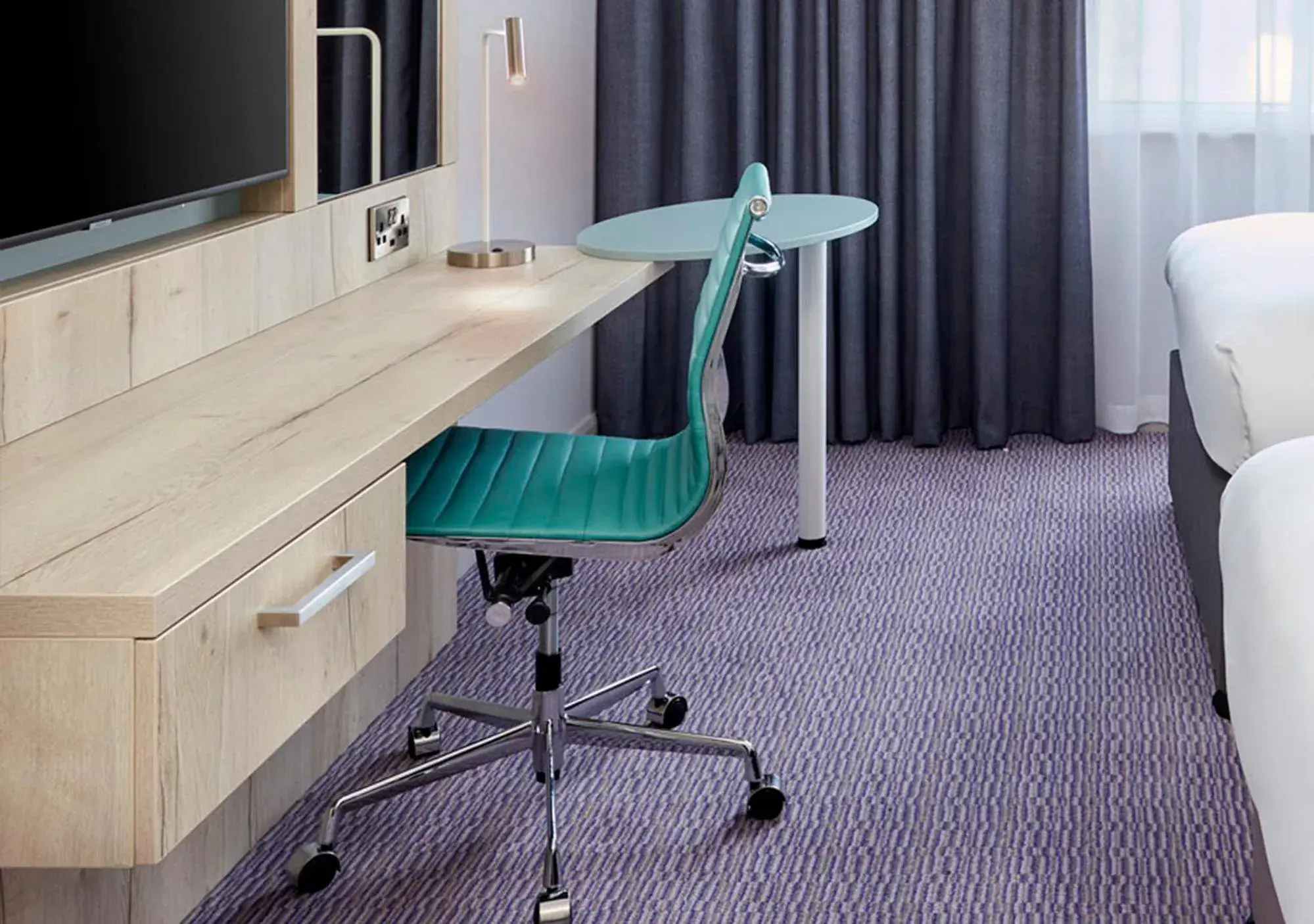 Standard Twin Room: in Leonardo Hotel London Croydon Standard Twin Room: in Leonardo Hotel London Croydon