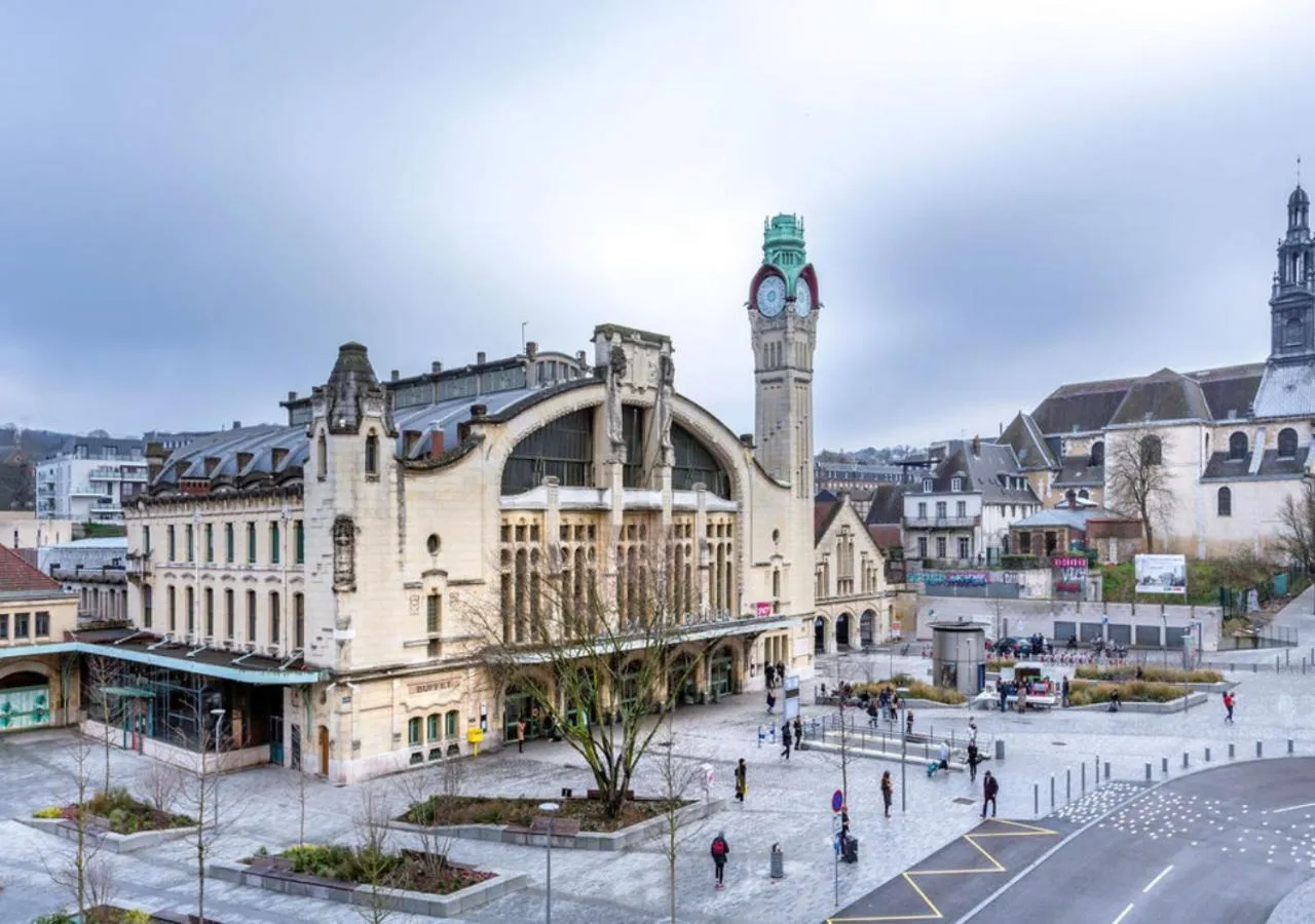 Neighbourhood in Best Western Plus Hotel de Dieppe 1880