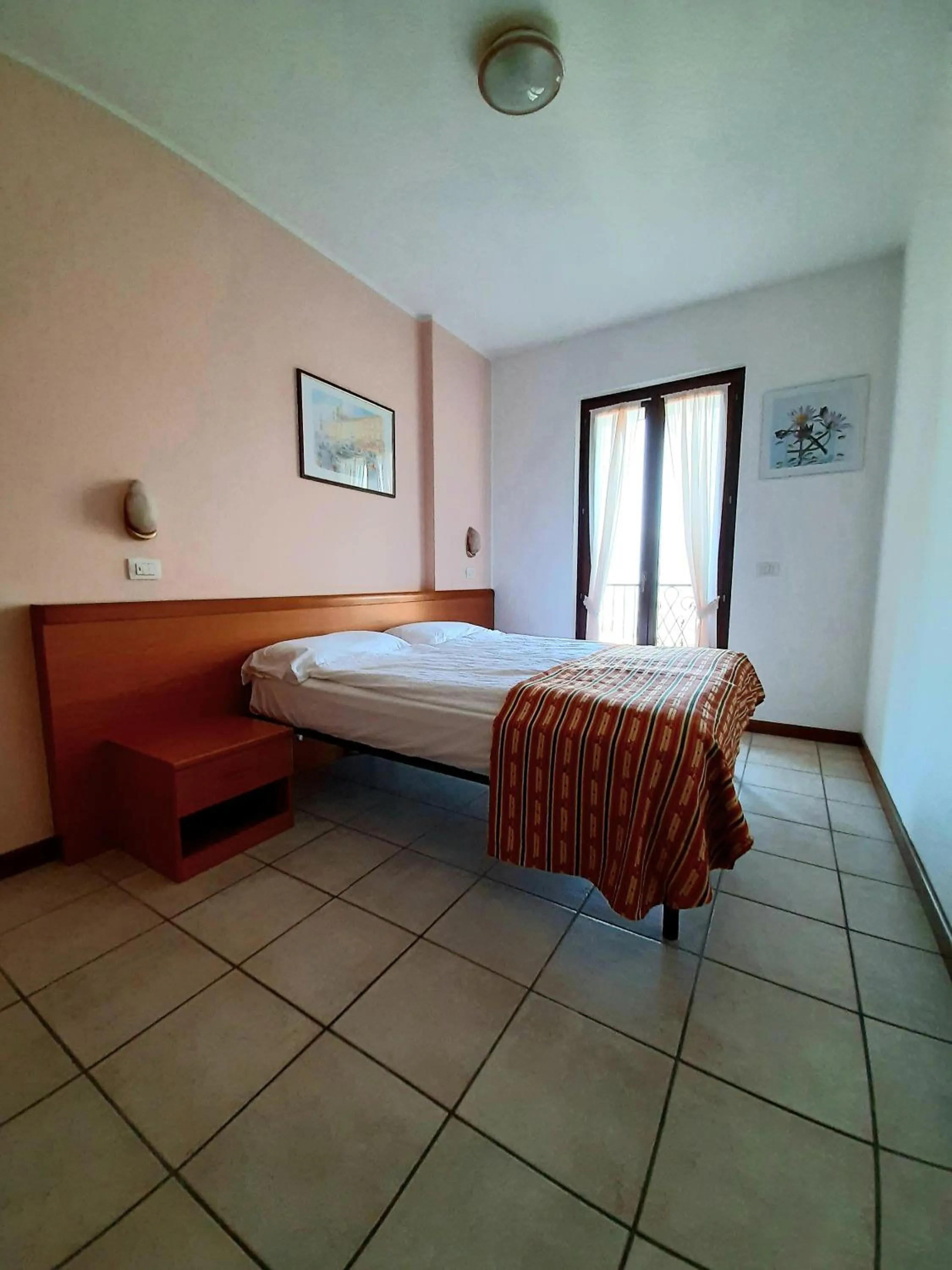 Bed in Appartamenti Elisabeth