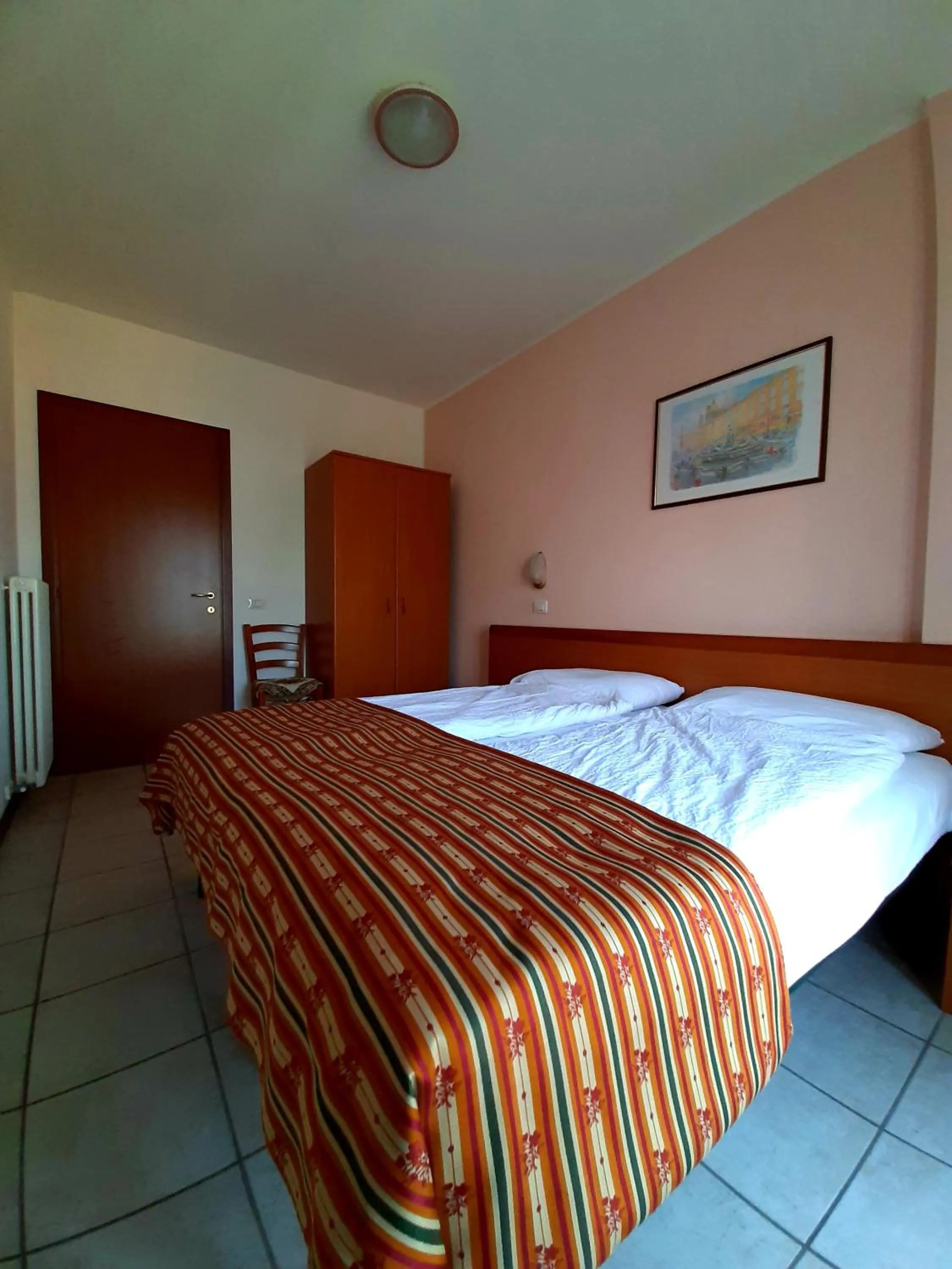 Bed in Appartamenti Elisabeth