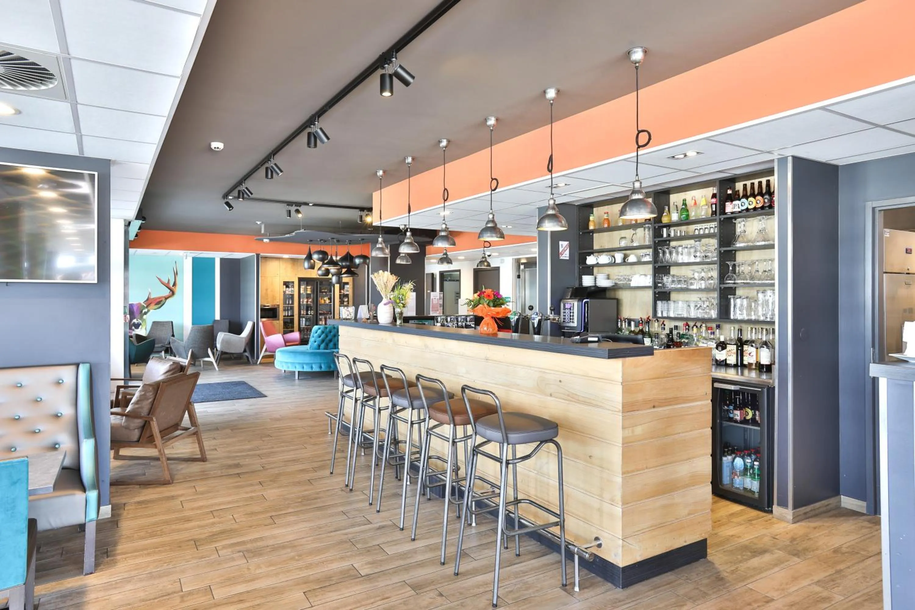 Restaurant/places to eat in Kyriad Pontarlier