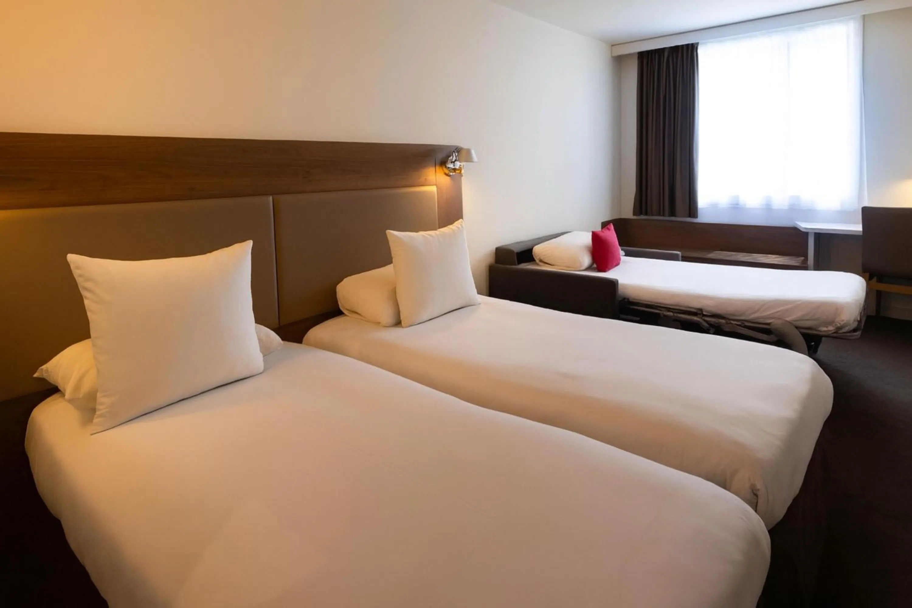 Bed in Campanile Limoges Centre - Gare