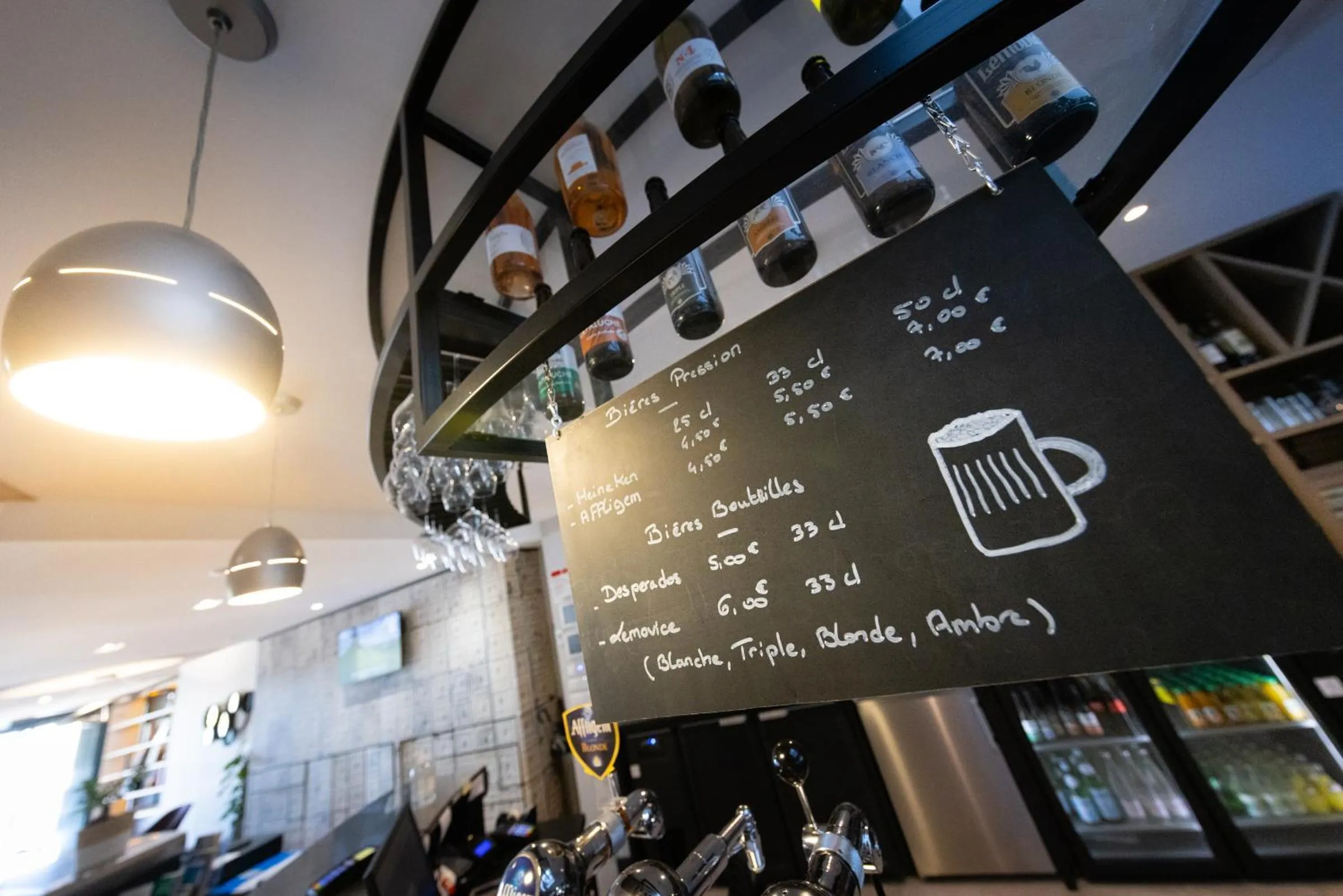 Coffee/tea facilities in Campanile Limoges Centre - Gare