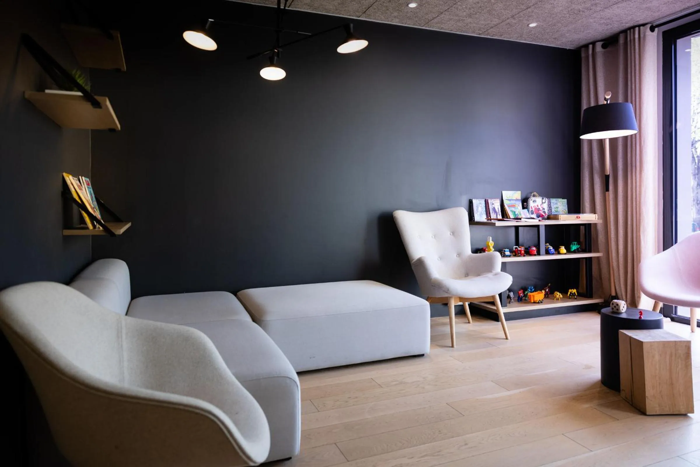 Living room in Campanile Limoges Centre - Gare