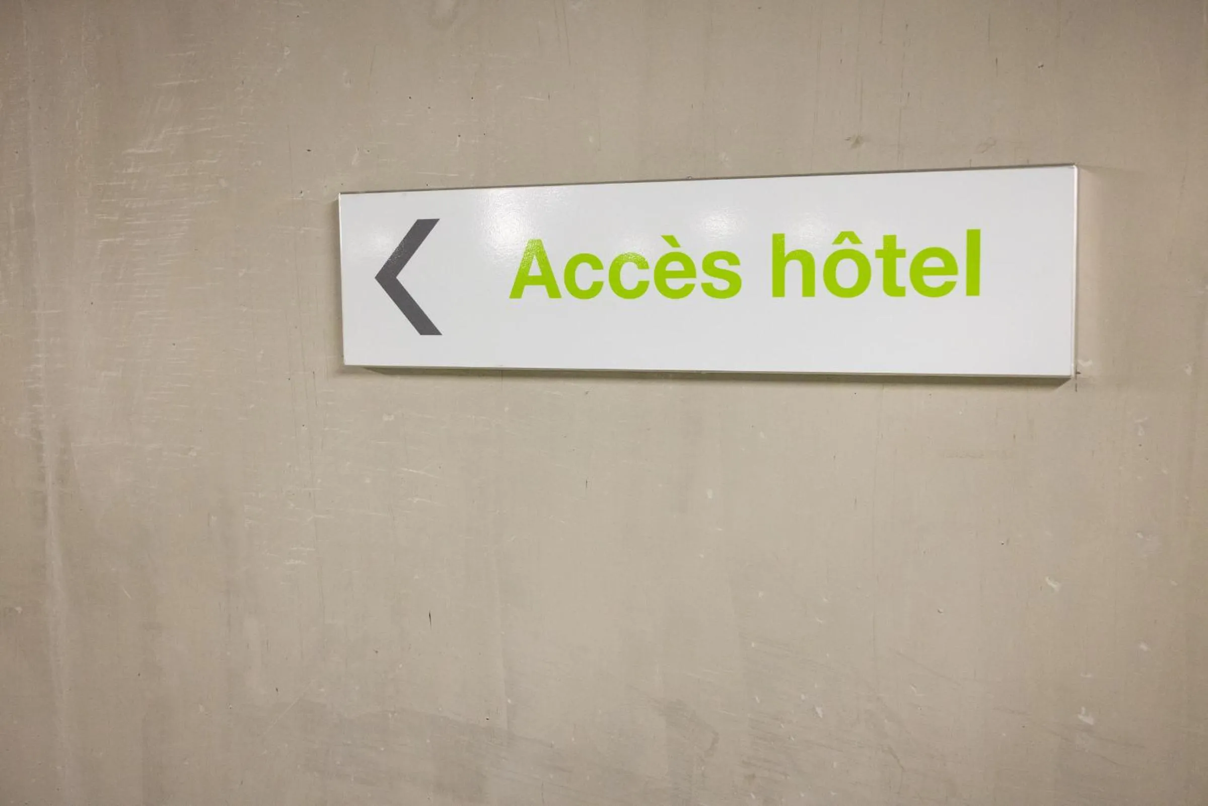 Parking in Campanile Limoges Centre - Gare