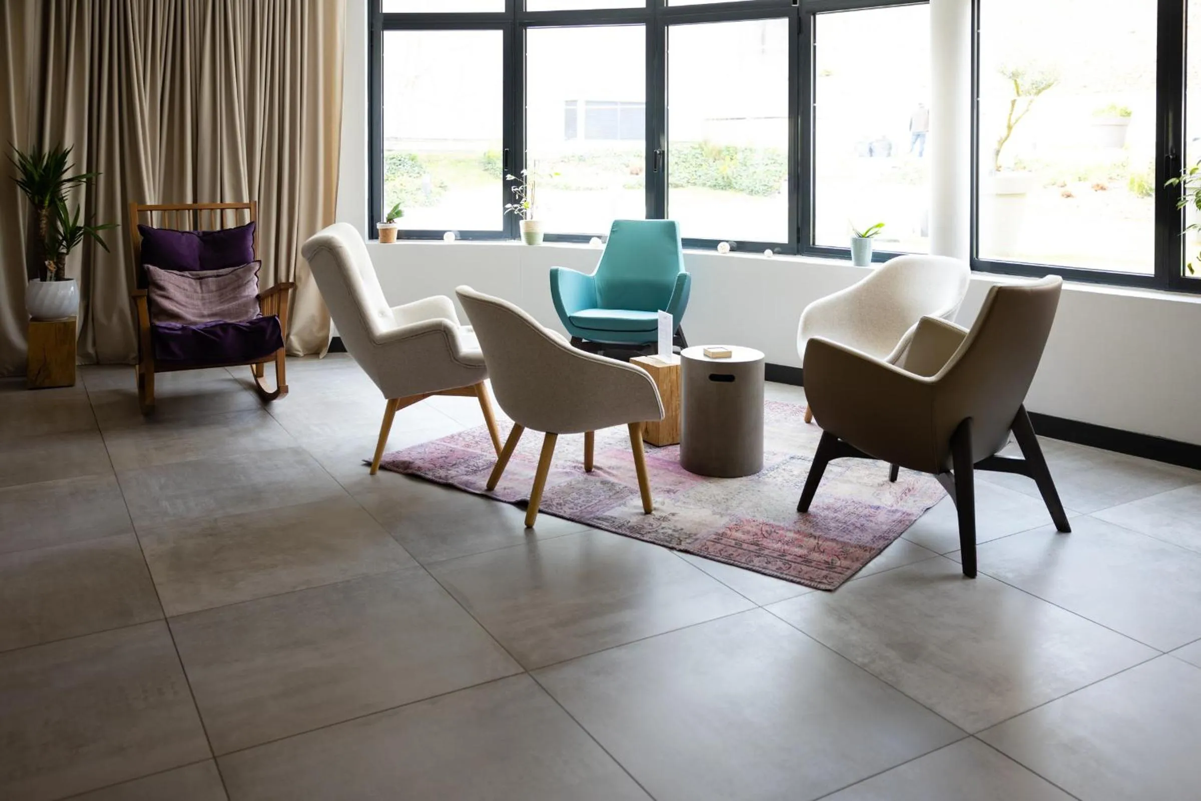 Lobby or reception in Campanile Limoges Centre - Gare