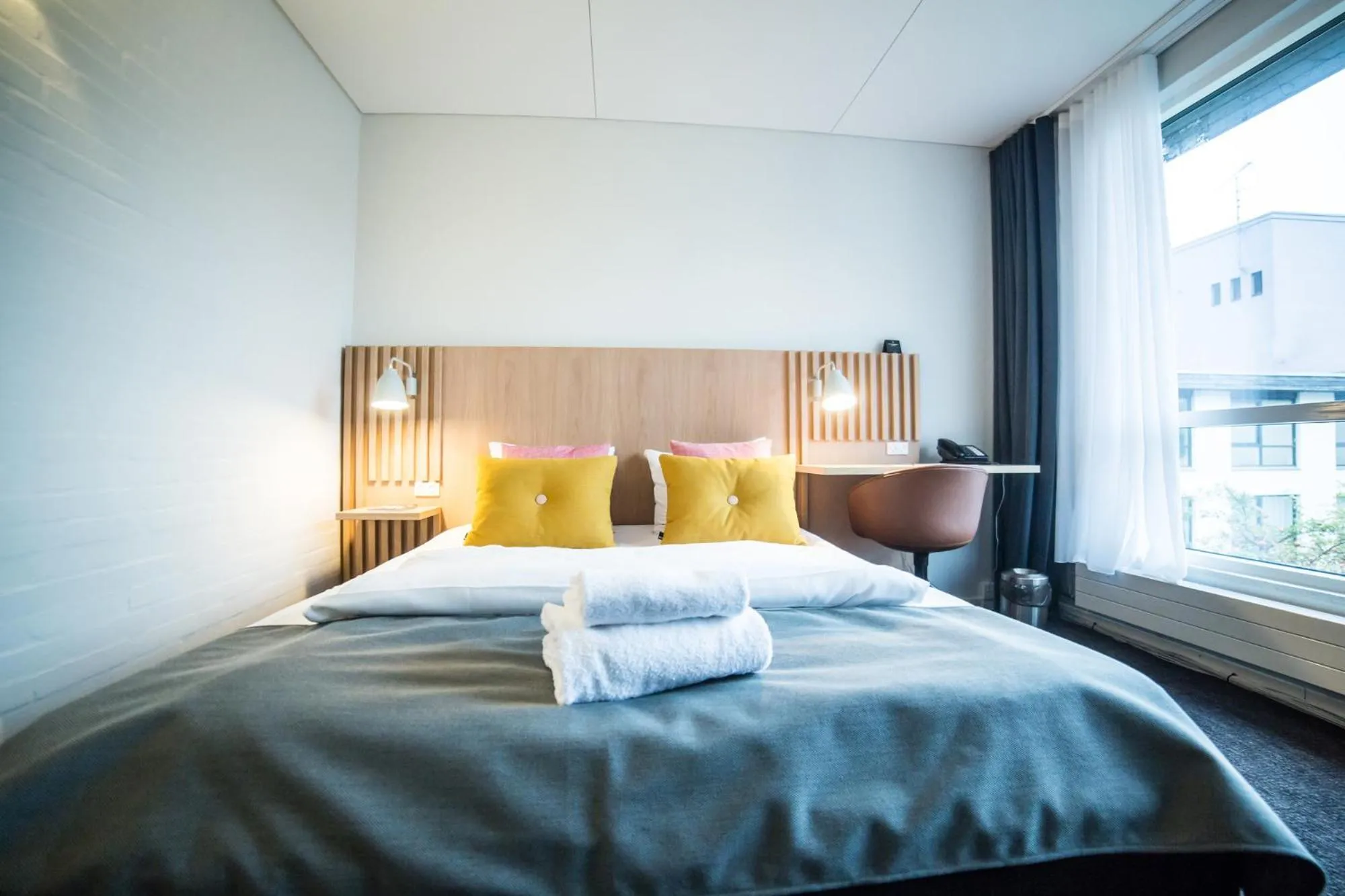 Bedroom, Bed in Comwell Holte