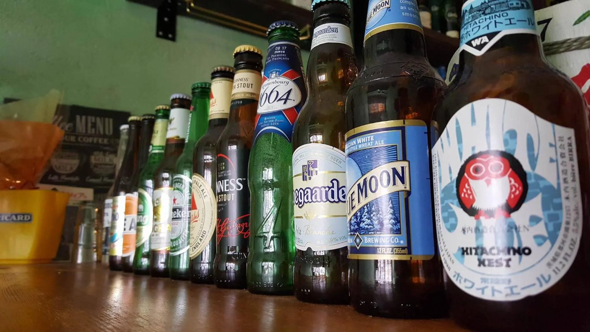 Lounge or bar in Backstage Party Hostel & Bar