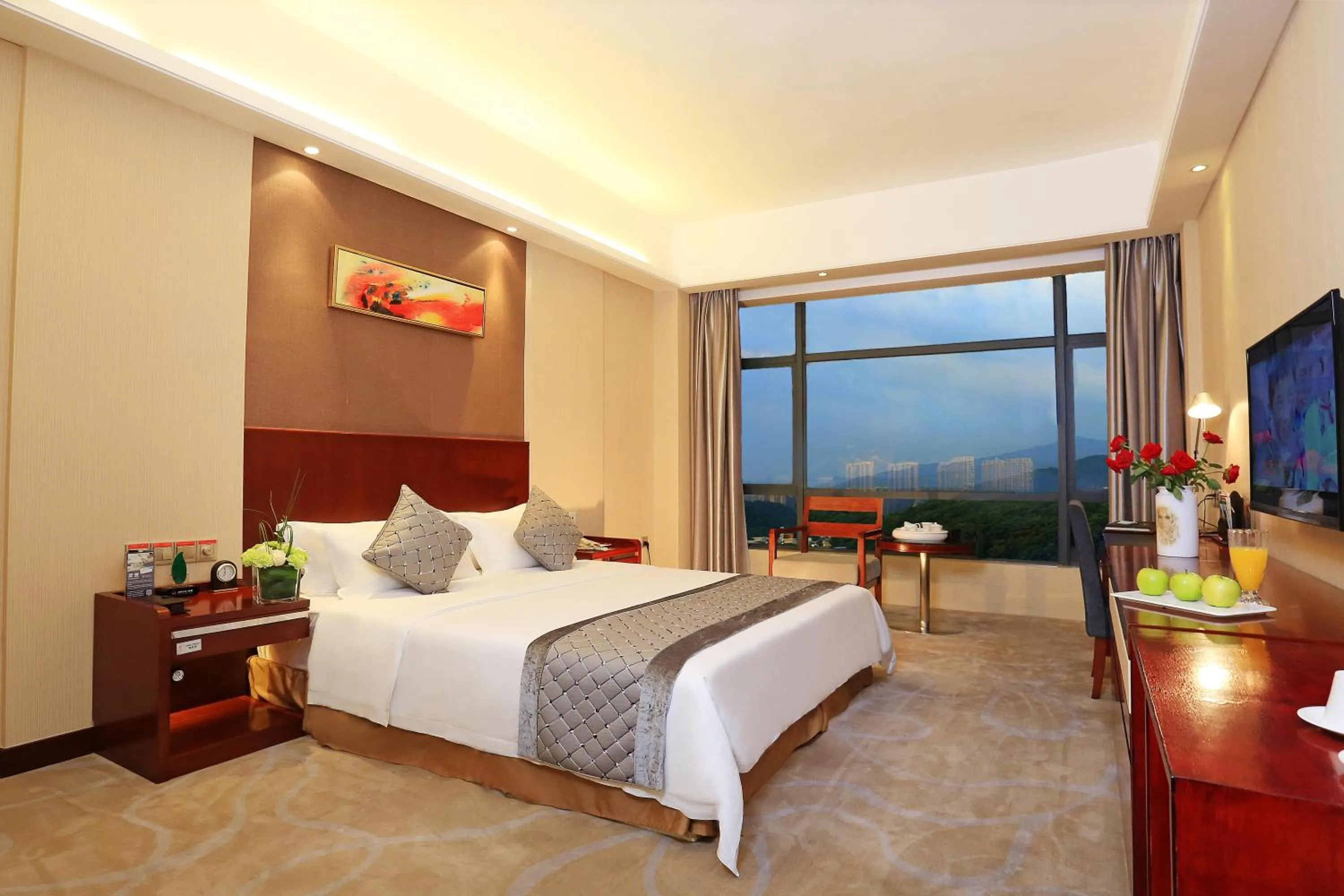 Photo of the whole room in Ramada Longyan