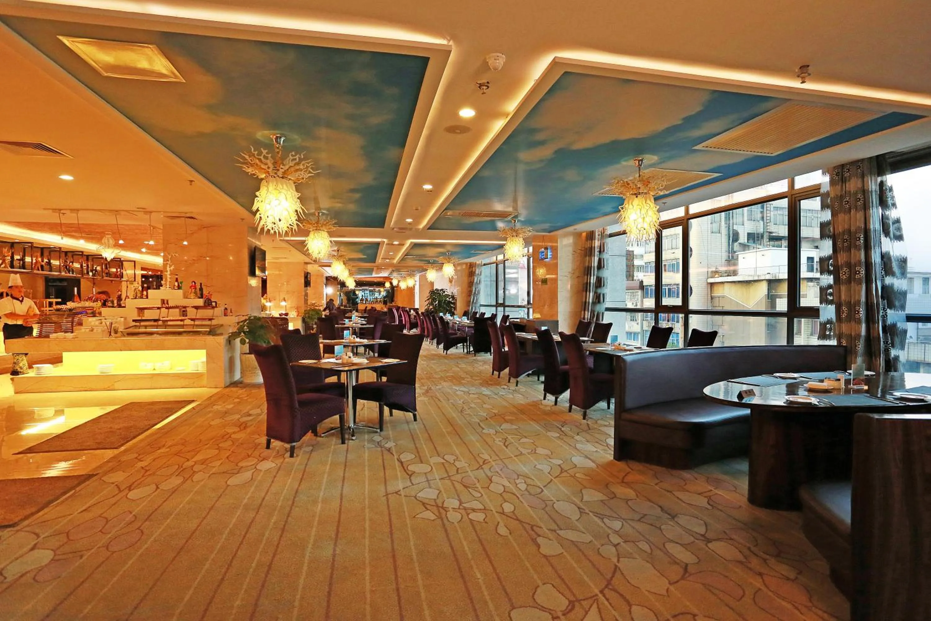 Restaurant/Places to Eat in Ramada Longyan