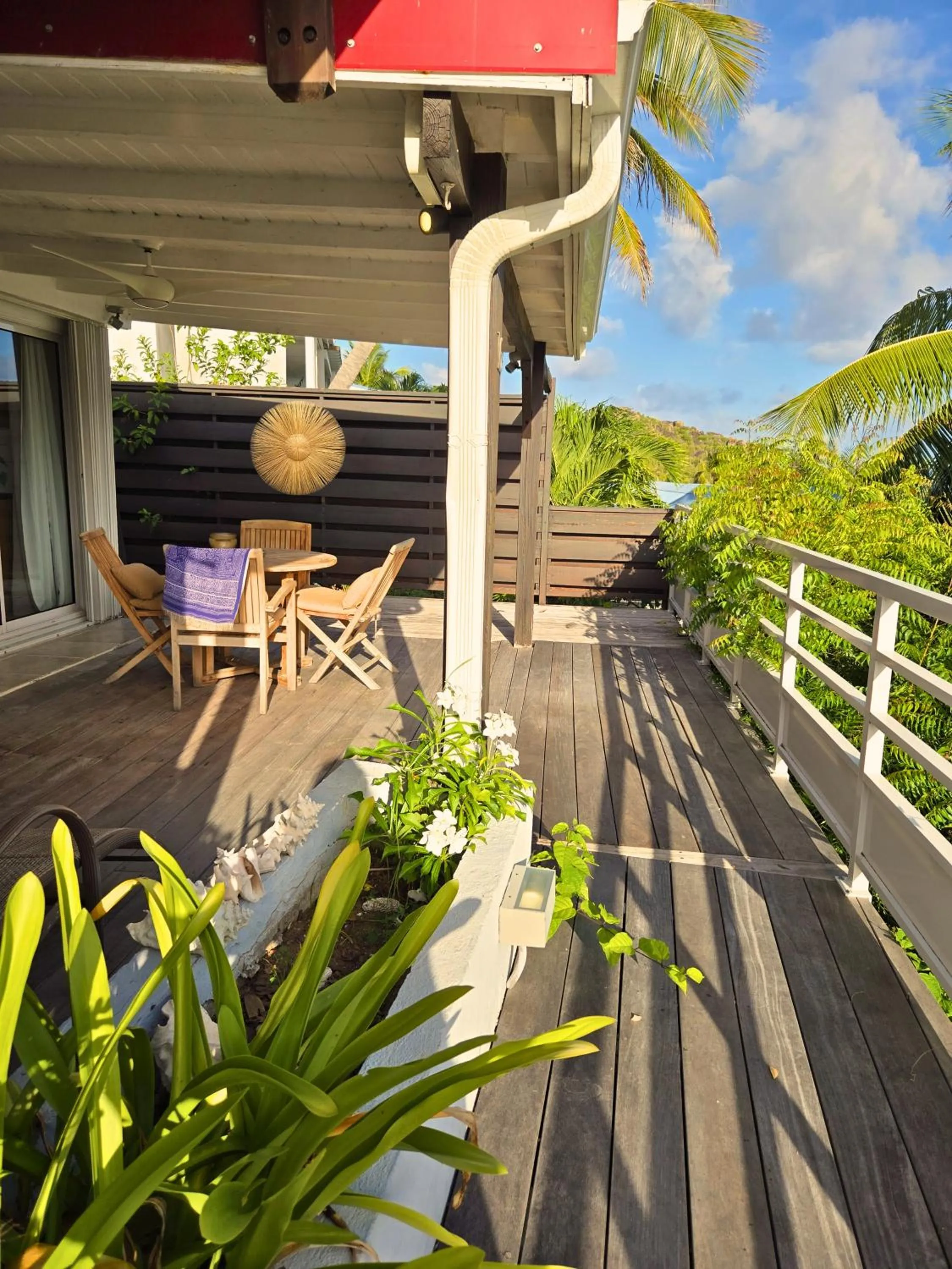 Balcony/Terrace in Les Balcons d'Oyster Pond