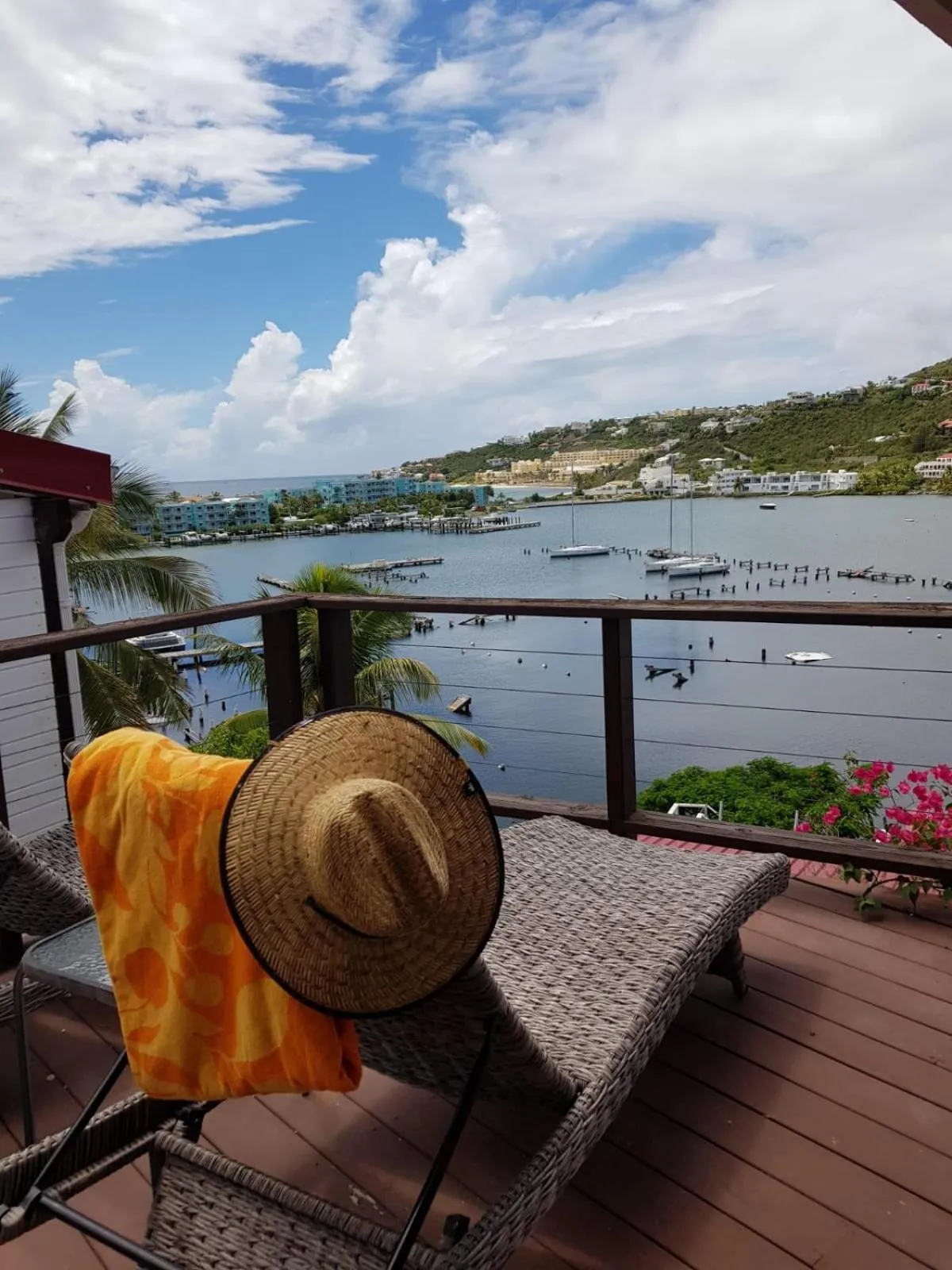 Patio in Les Balcons d'Oyster Pond