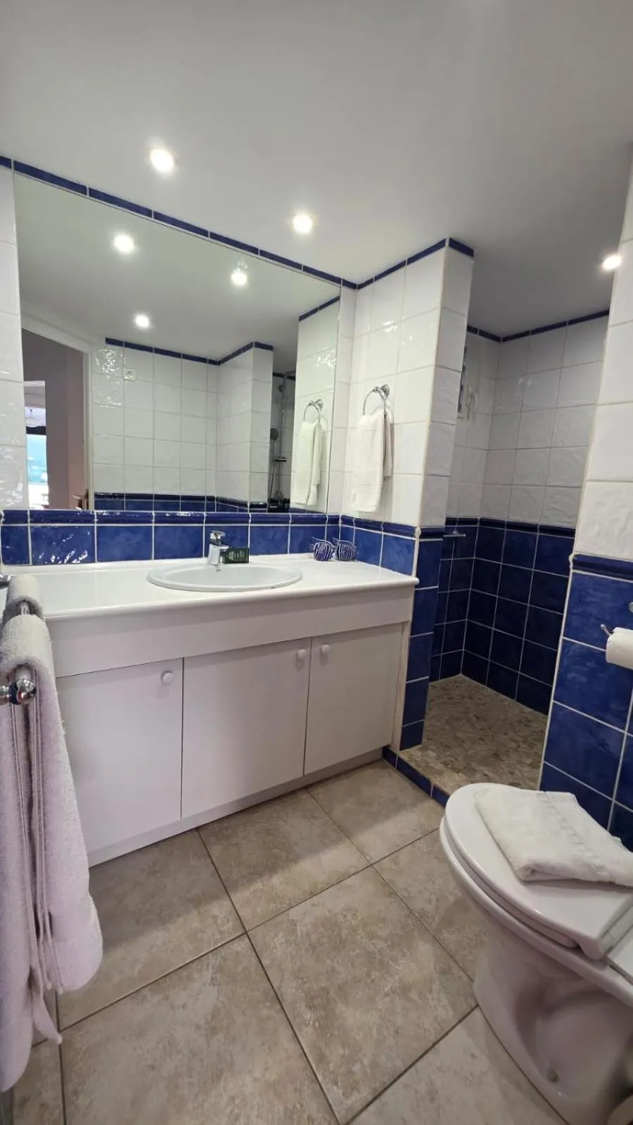 Les Balcons d'Oyster Pond