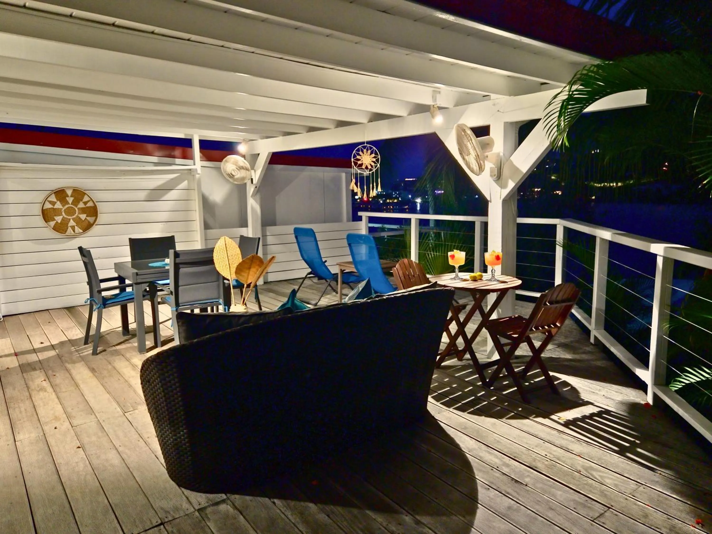 Balcony/Terrace in Les Balcons d'Oyster Pond