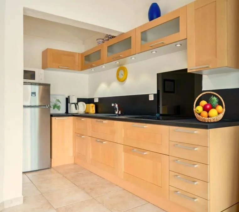 kitchen in Les Balcons d'Oyster Pond