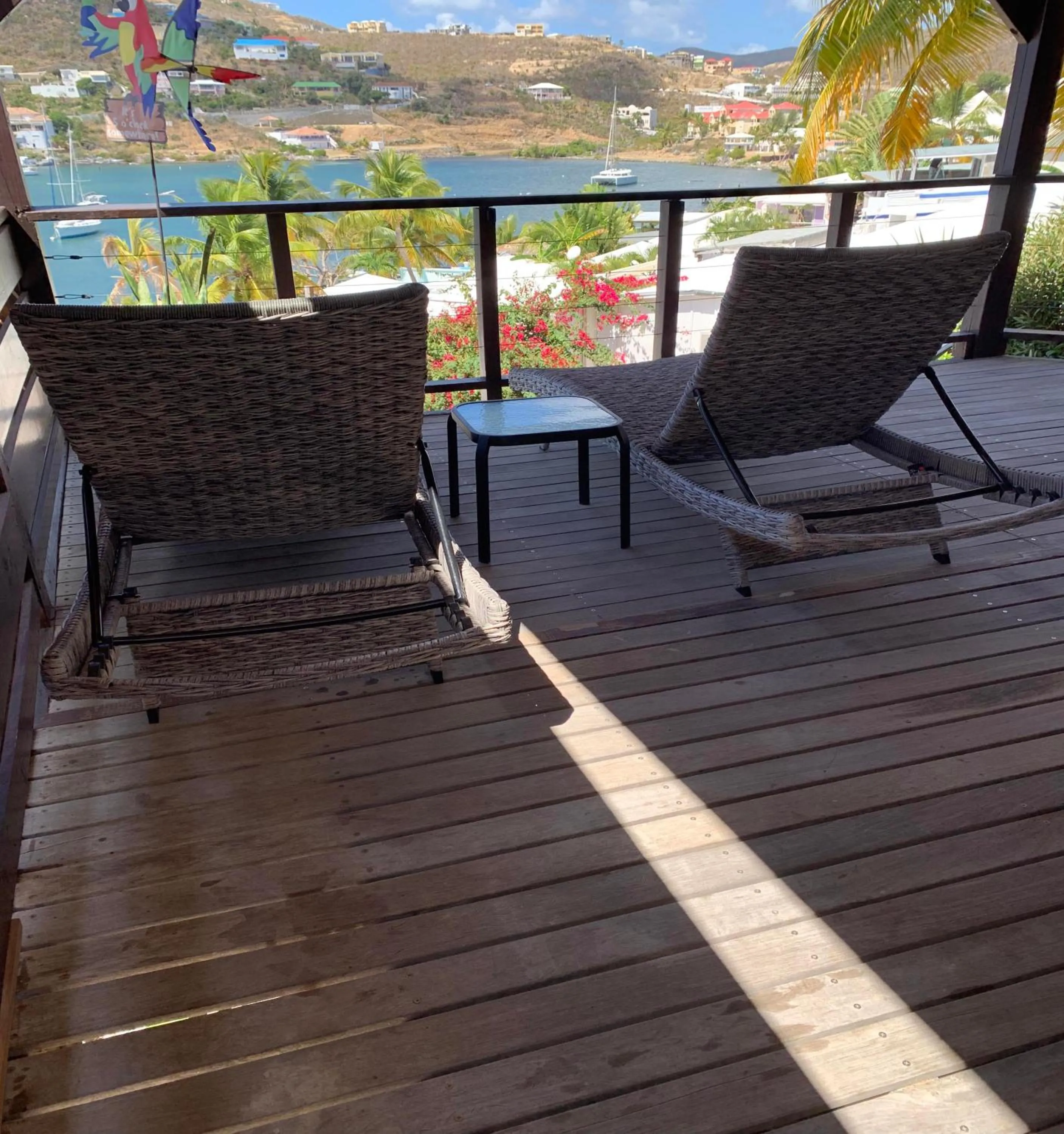 Patio in Les Balcons d'Oyster Pond