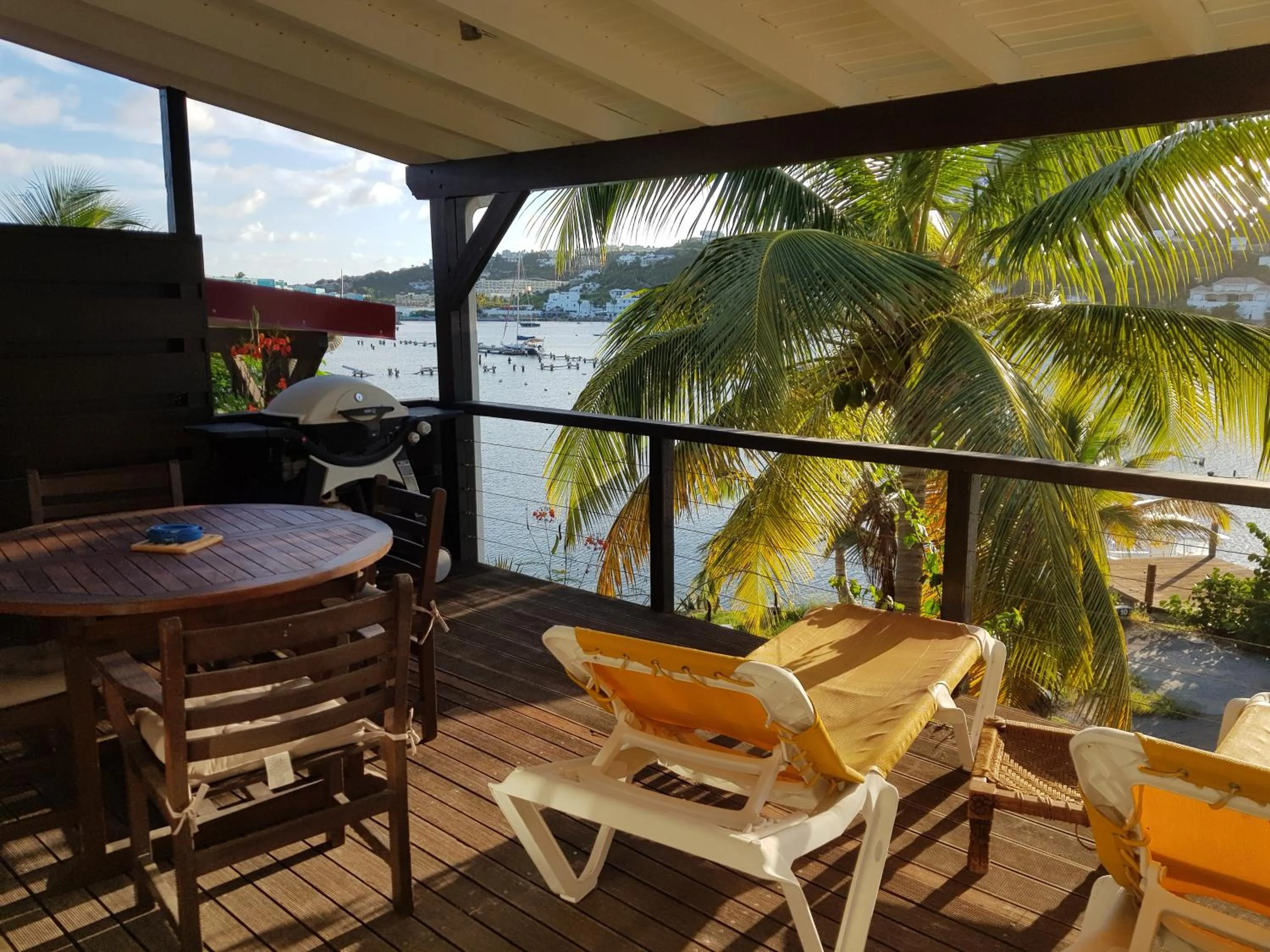 Patio in Les Balcons d'Oyster Pond