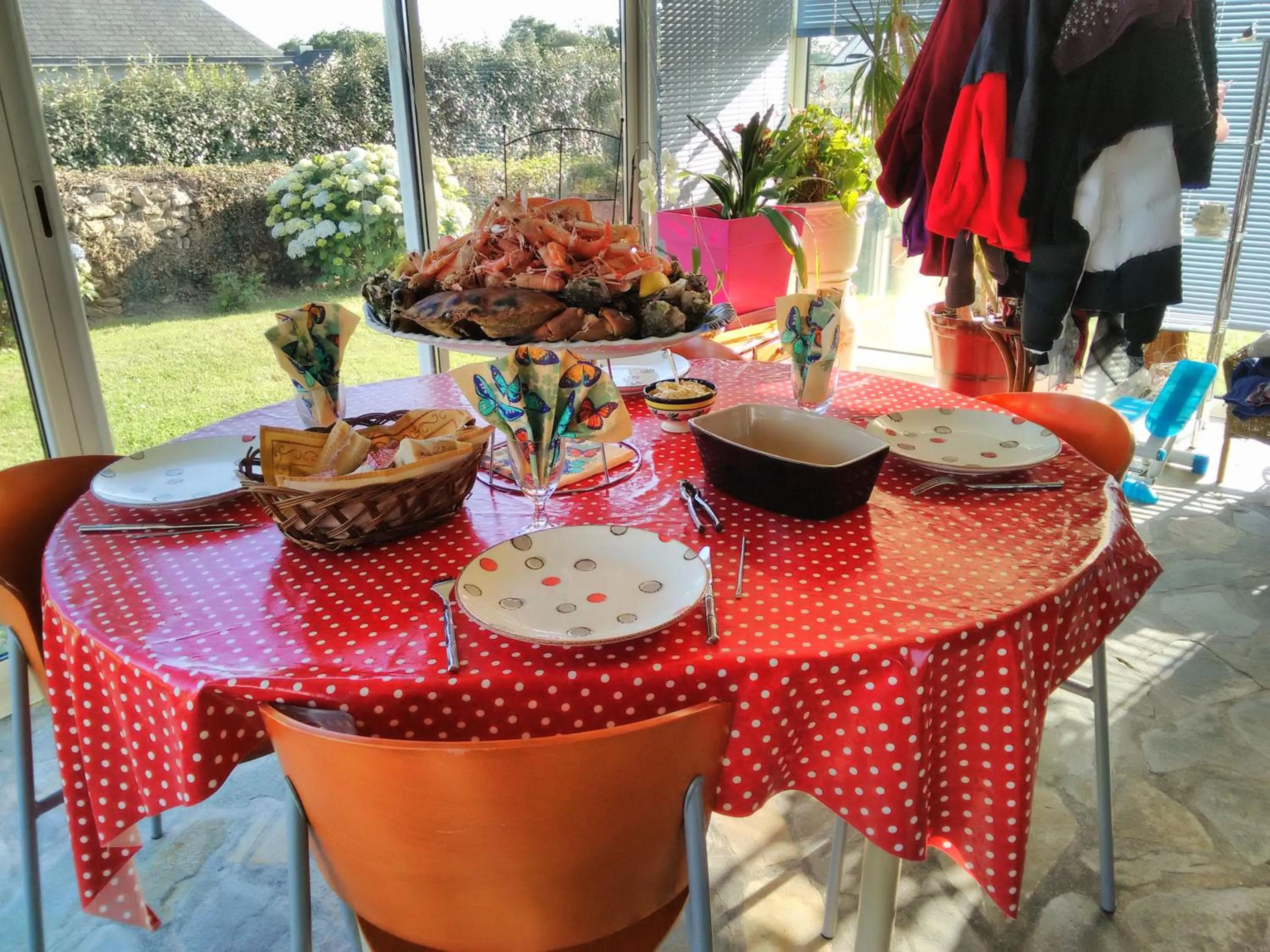 Dining area in Maison Entre Terre et Mer