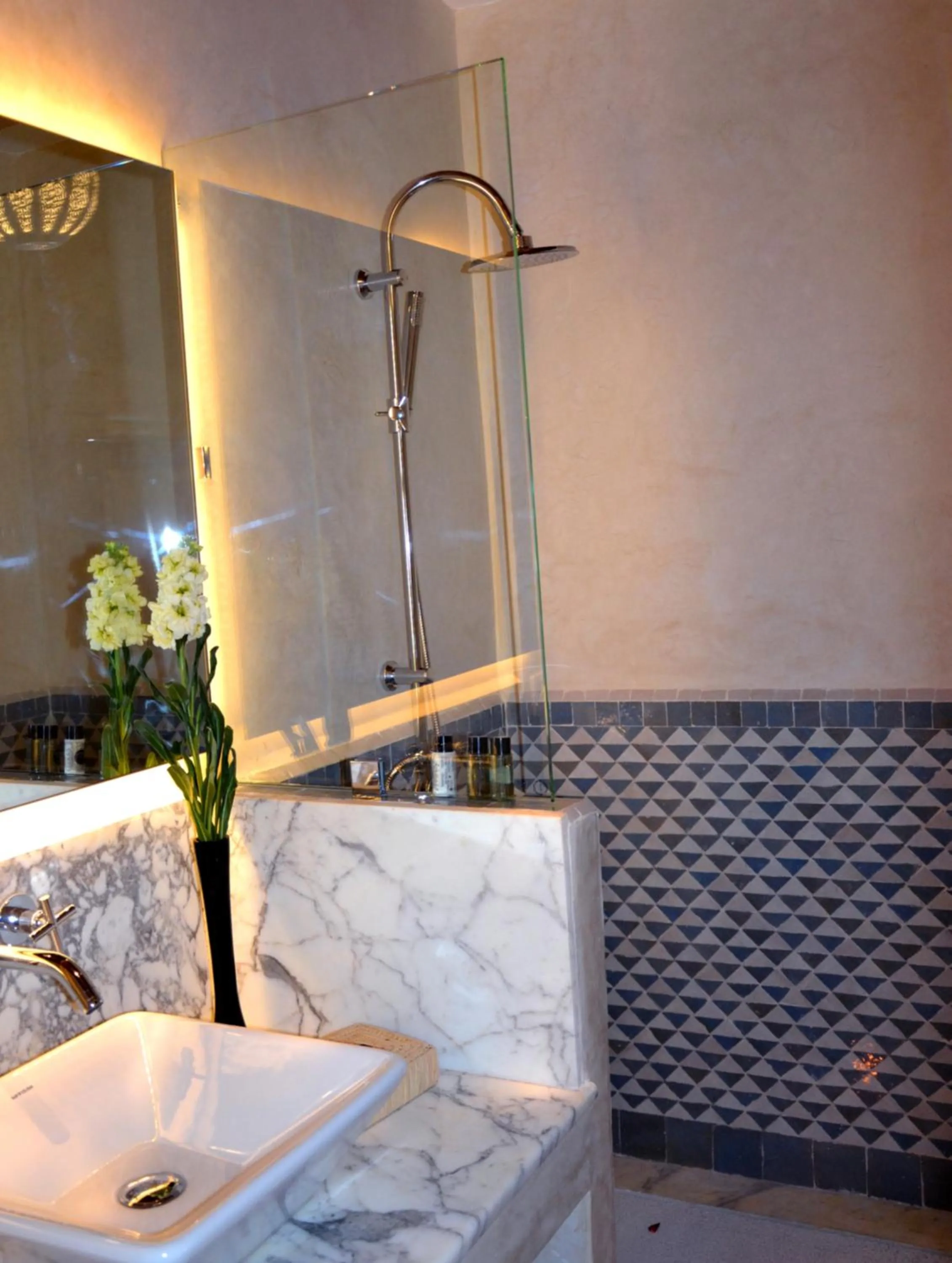 Shower in Riad Dar Dar