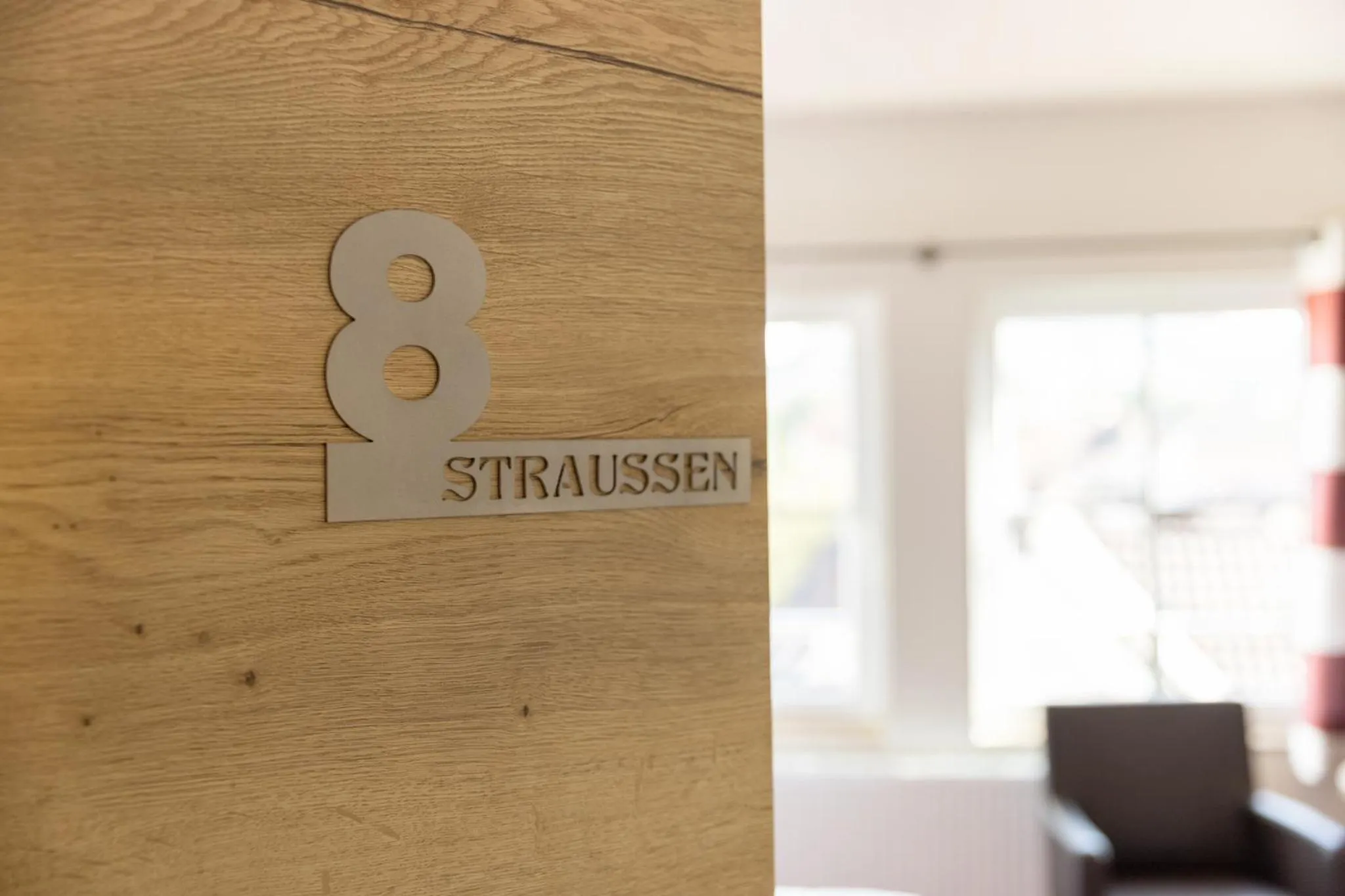 Property logo or sign in Hotel-Restaurant Straussen