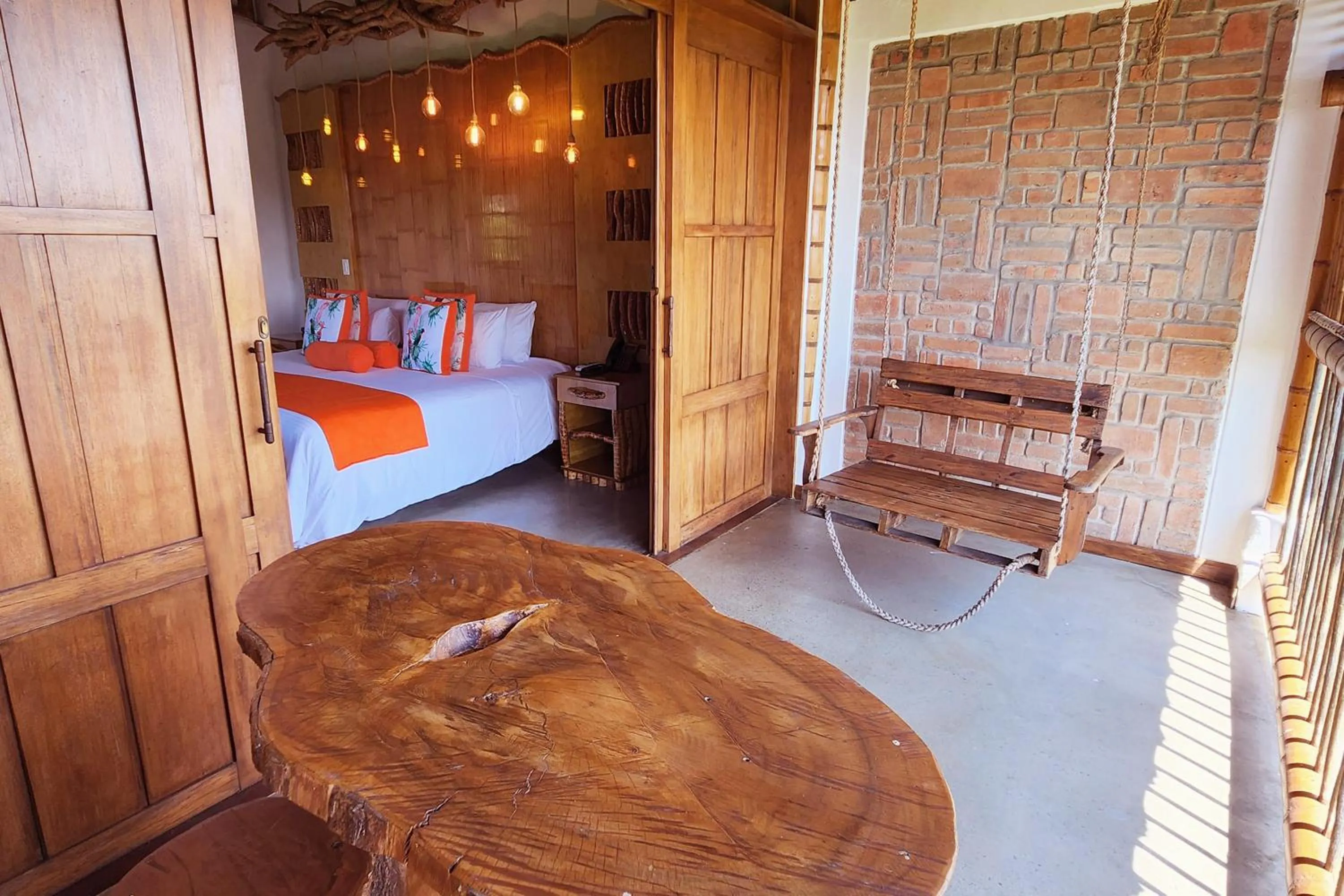 Living room, Bed in Hotel Casa San Carlos Lodge Pereira