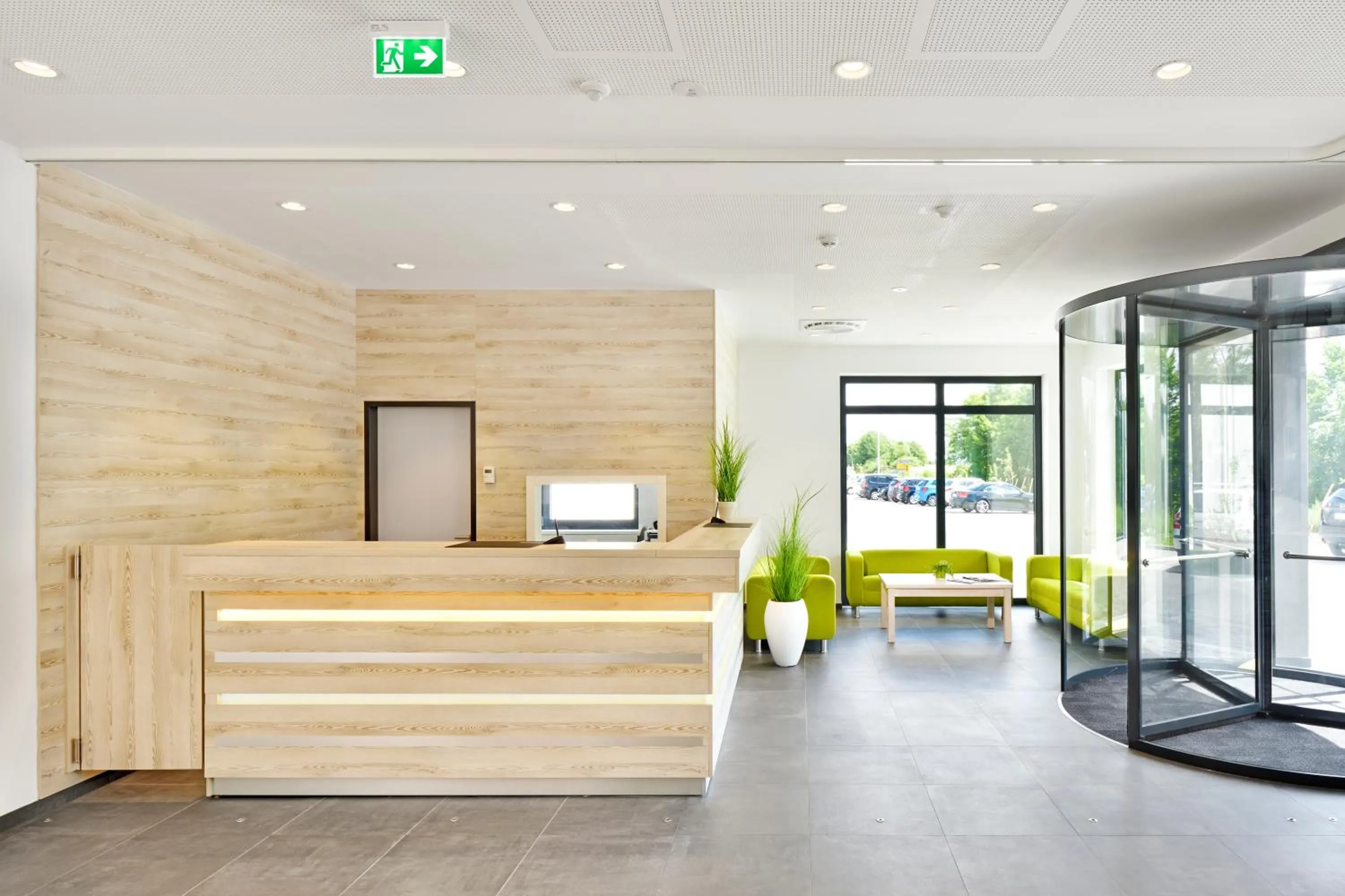 Lobby or reception in Novina Sleep Inn Herzogenaurach