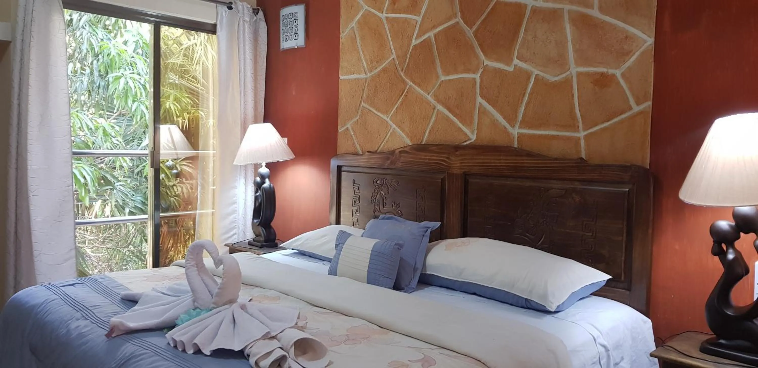 Bed in Hotel Mayahau Coba